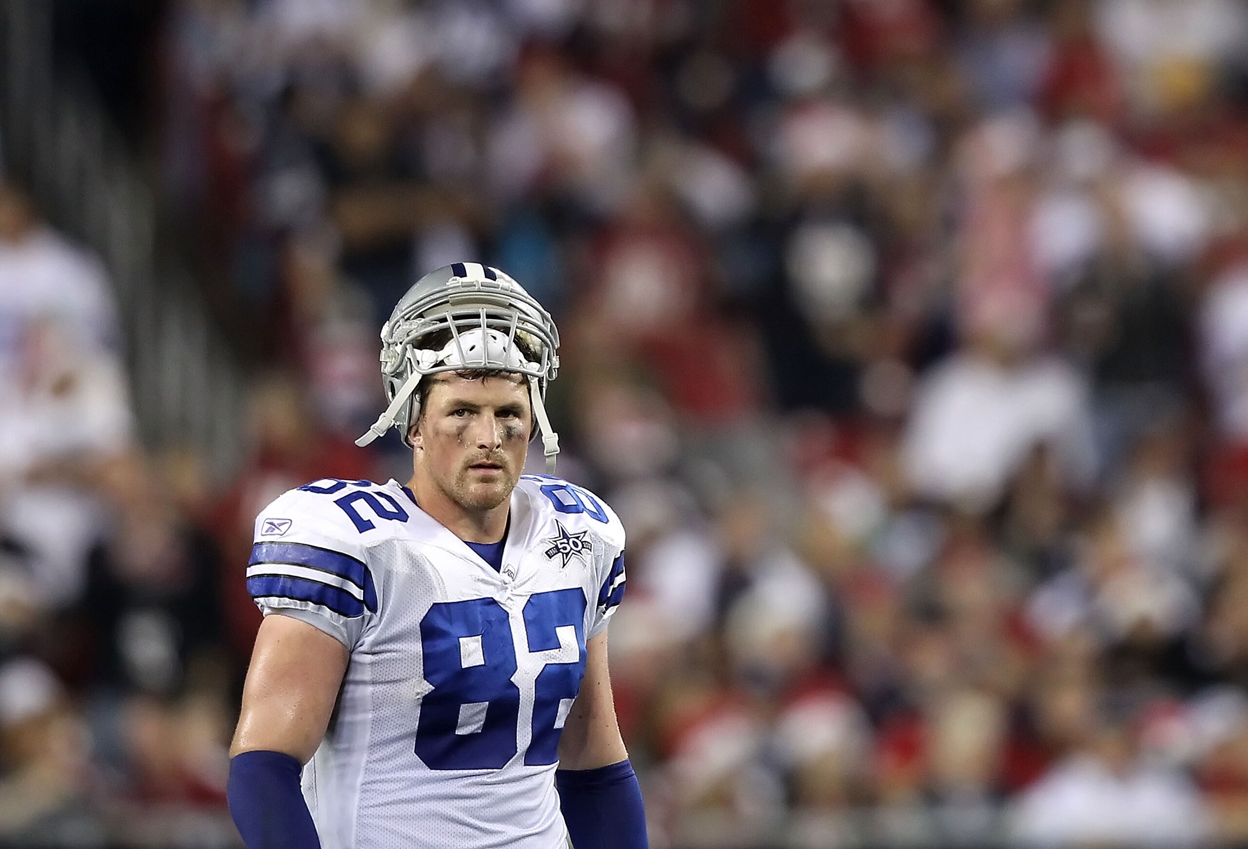 GLENDALE, AZ - DECEMBER 25: Tight end Jason Witten #82 of the Dallas Cowboys stands on the field during the NFL game against the Arizona Cardinals at the University of Phoenix Stadium on December 25, 2010 in Glendale, Arizona. The Cardinals defeated the GLENDALE, AZ - DECEMBER 25: Tight end Jason Witten #82 of the Dallas Cowboys stands on the field during the NFL game against the Arizona Cardinals at the University of Phoenix Stadium on December 25, 2010 in Glendale, Arizona. The Cardinals defeated the