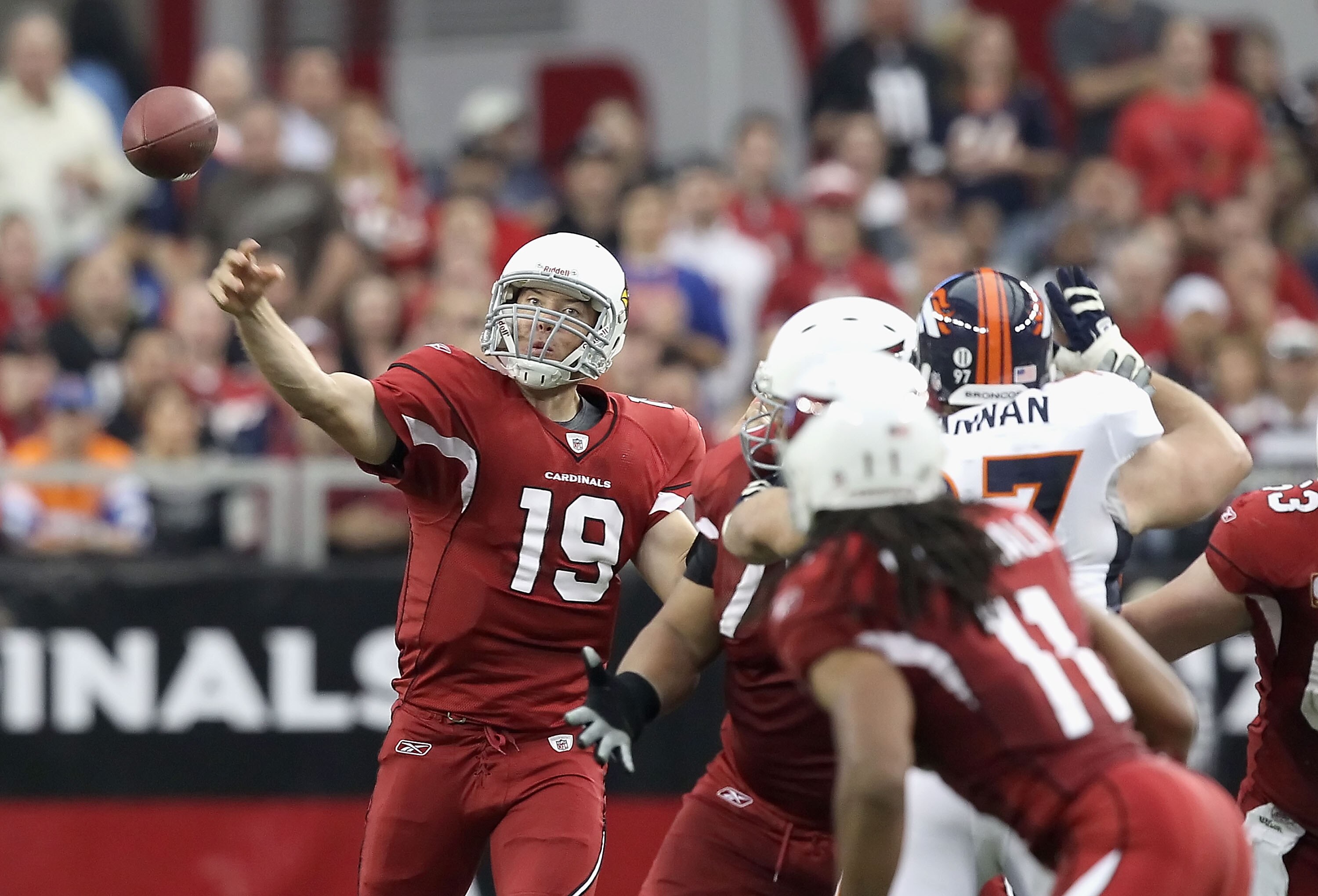 GLENDALE, AZ - DECEMBER 12:  Quarterback John Skelton #19 of the Arizona Cardinals throws a pass during the NFL game against the Denver Broncos at the University of Phoenix Stadium on December 12, 2010 in Glendale, Arizona. The Cardinals defeated the Bron