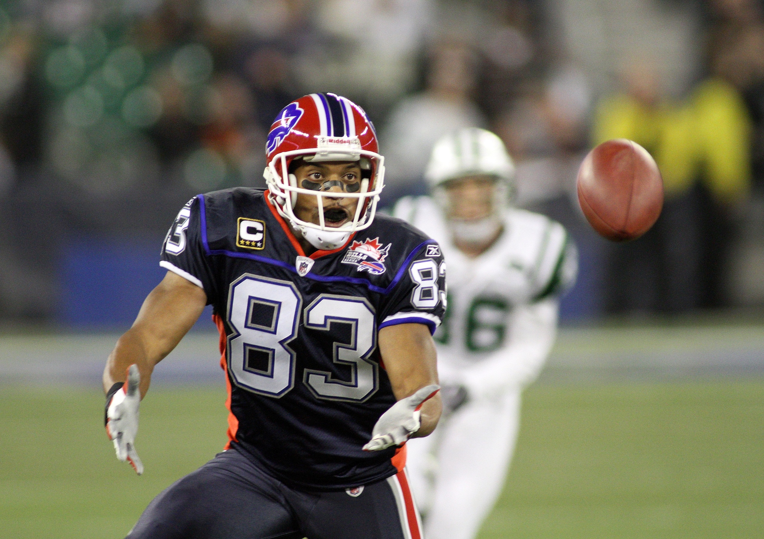 TORONTO - DECEMBER 3:  Lee Evans #83 of the Buffalo Bills looks to catch the ball during their NFL game against the New York Jets on December 3, 2009  at Rogers Centre in Toronto, Ontario, Canada. The Jets defeated the Bills 19-13. (Photo by Rick Stewart/