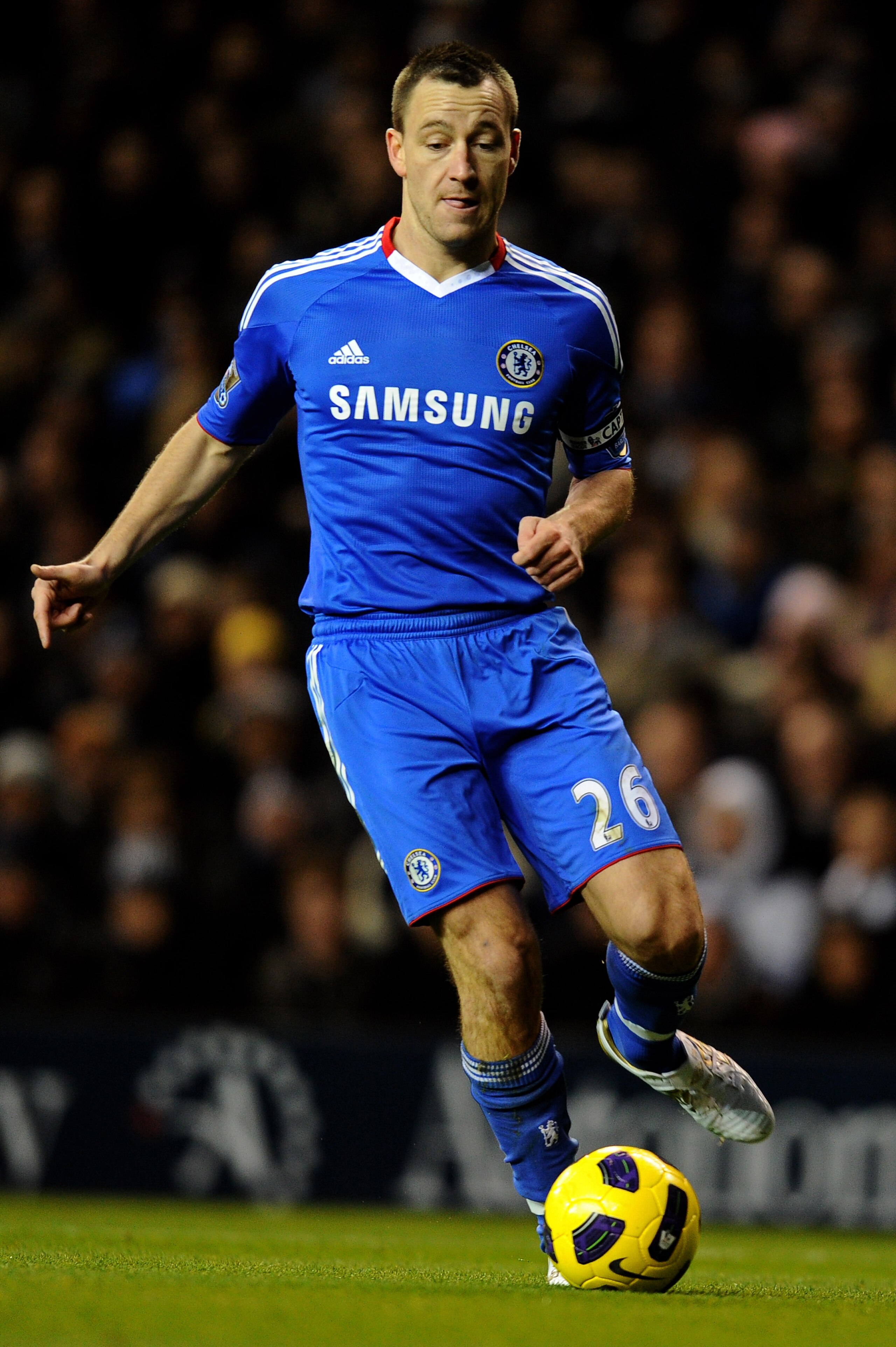 LONDON, ENGLAND - DECEMBER 12: John Terry of Chelsea controls the ball during the Barclays Premier League match between Tottenham Hotspur and Chelsea at White Hart Lane on December 12, 2010 in London, England. (Photo by Mike Hewitt/Getty Images) LONDON, ENGLAND - DECEMBER 12: John Terry of Chelsea controls the ball during the Barclays Premier League match between Tottenham Hotspur and Chelsea at White Hart Lane on December 12, 2010 in London, England. (Photo by Mike Hewitt/Getty Images)