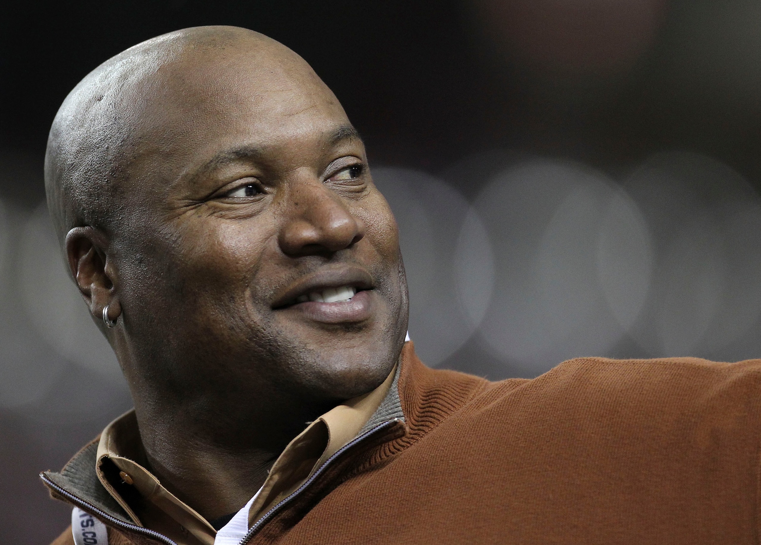 ATLANTA - DECEMBER 4:  Former Auburn Tigers player Bo Jackson looks into the crowd during the 2010 SEC Championship against the South Carolina Gamecocks at Georgia Dome on December 4, 2010 in Atlanta, Georgia. (Photo by Mike Zarrilli/Getty Images)