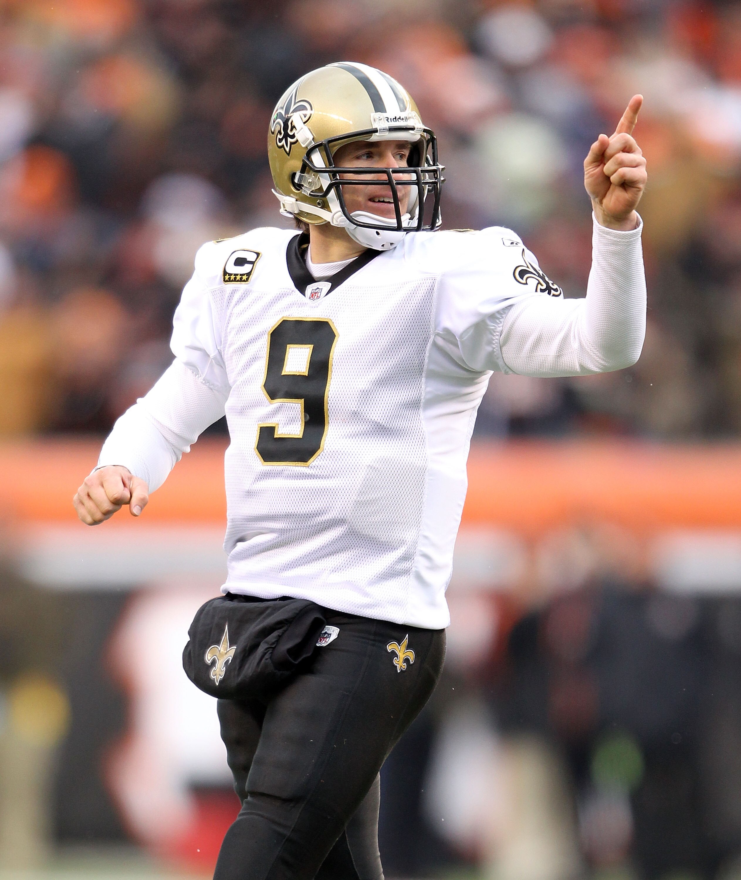 CINCINNATI, OH - DECEMBER 05:  Dree Brees #9 of the New Orleans Saints celebrates after a touchdown during the NFL game against the Cincinnati Bengals at Paul Brown Stadium on December 5, 2010 in Cincinnati, Ohio.  The Saints won 34-30.  (Photo by Andy Ly