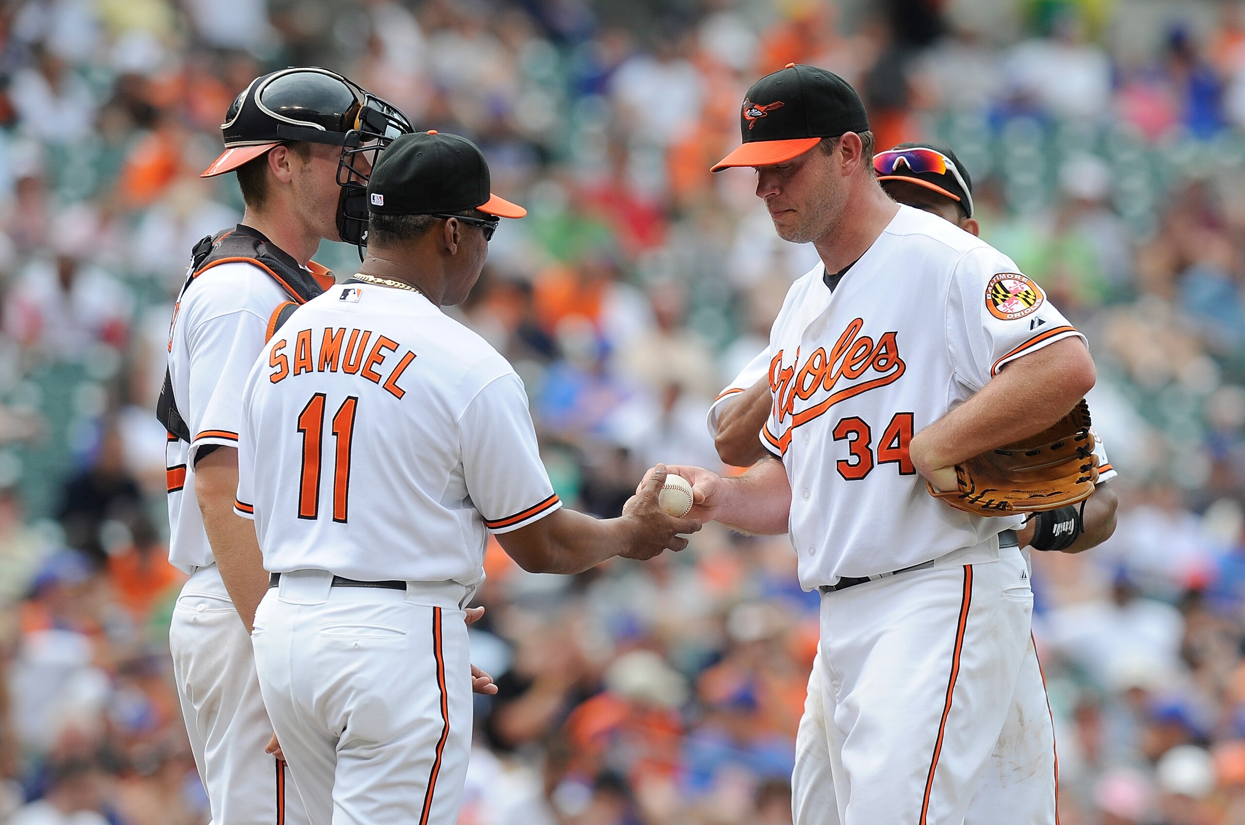 BALTIMORE - JUNE 13:  Kevin Millwood #34 of the Baltimore Orioles is removed from the game by Interim Manager Juan Samuel against the New York Mets at Camden Yards on June 13, 2010 in Baltimore, Maryland.  (Photo by Greg Fiume/Getty Images)