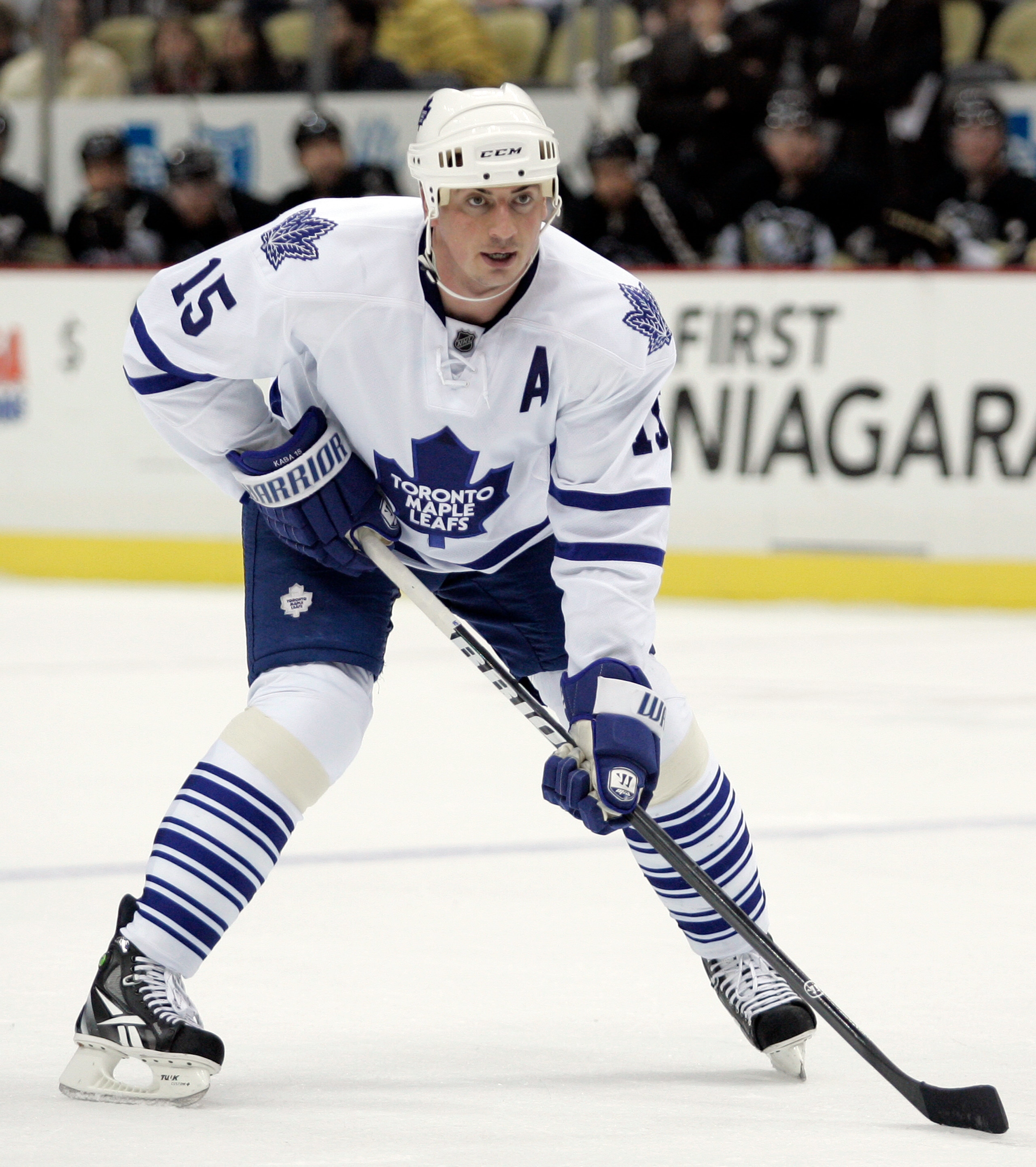 PITTSBURGH, PA - DECEMBER 08:  Tomas Kaberle #15 of the Toronto Maple Leafs skates against the Pittsburgh Penguins at Consol Energy Center on December 8, 2010 in Pittsburgh, Pennsylvania.  Penguins defeated the Maple Leafs 5-2.  (Photo by Justin K. Aller/