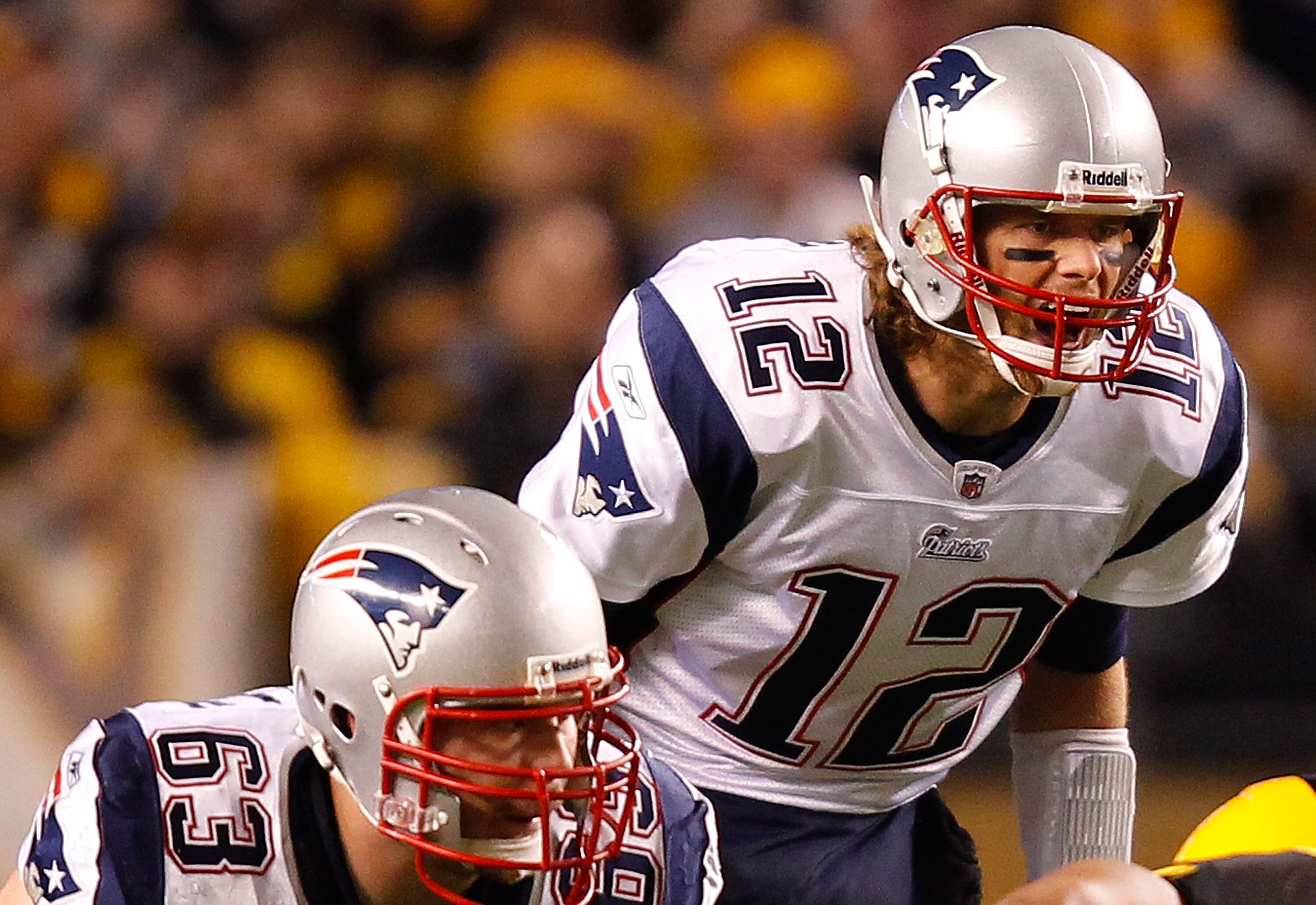 PITTSBURGH, PA - NOVEMBER 14:  Tom Brady #12 of the New England Patriots calls out signals during the game against the Pittsburgh Steelers on November 14, 2010 at Heinz Field in Pittsburgh, Pennsylvania.  (Photo by Jared Wickerham/Getty Images)