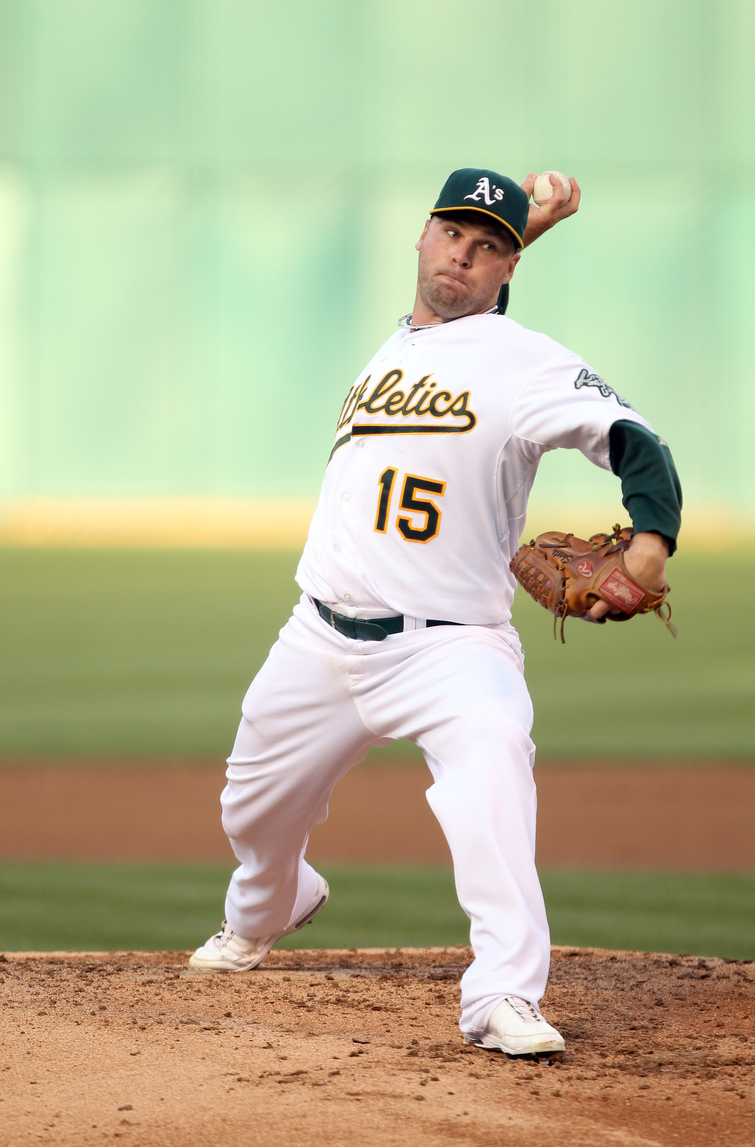 OAKLAND, CA - JULY 19:  Ben Sheets #15 of the Oakland Athletics pitches against the Boston Red Sox at the Oakland-Alameda County Coliseum  on July 19, 2010 in Oakland, California.  (Photo by Ezra Shaw/Getty Images)