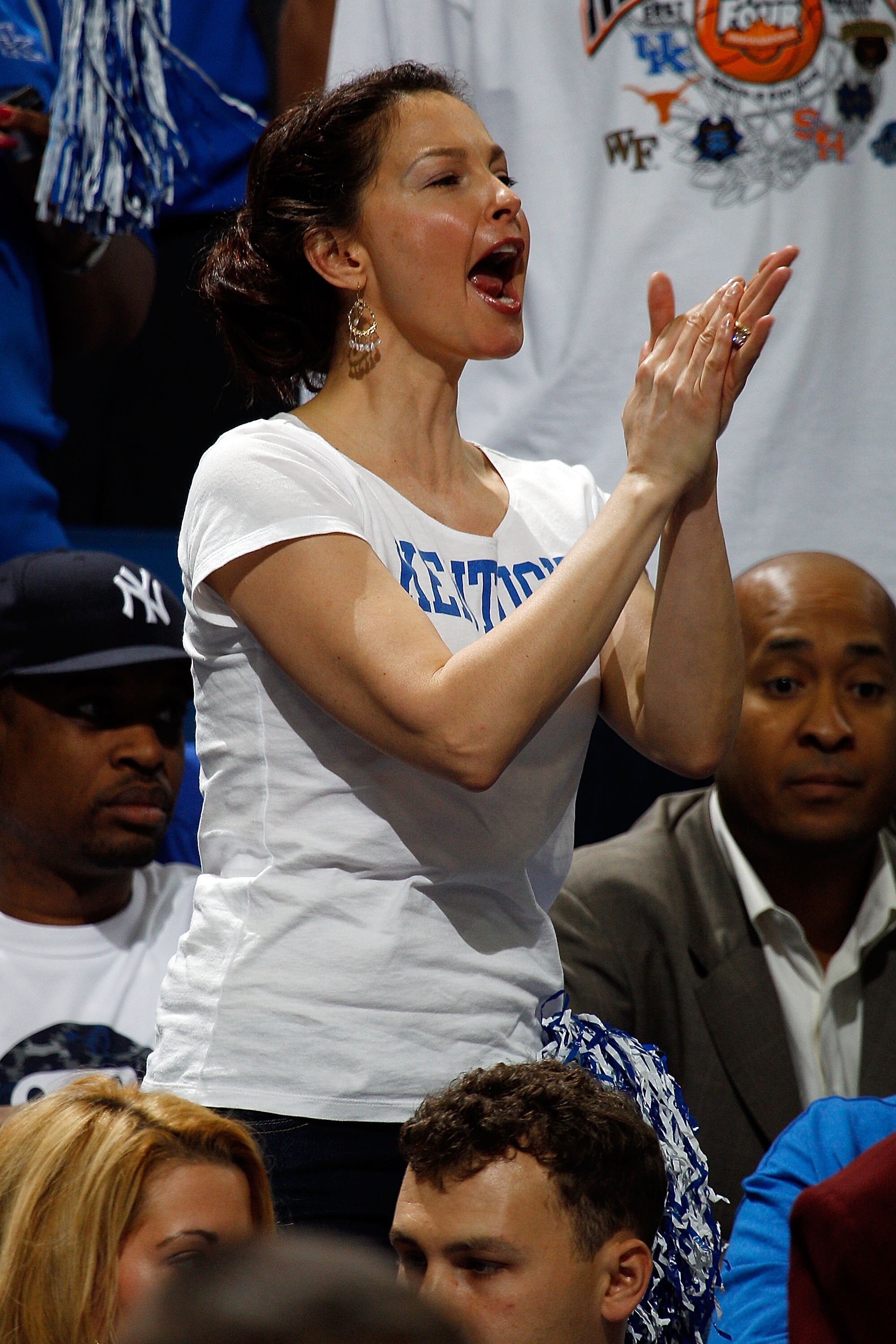 NEW ORLEANS - MARCH 20:  Actress Ashley Judd cheers for the Kentucky Wildcats during the game against the Wake Forest Demon Deacons during the second round of the 2010 NCAA men's basketball tournament at the New Orleans Arena on March 20, 2010 in New Orle