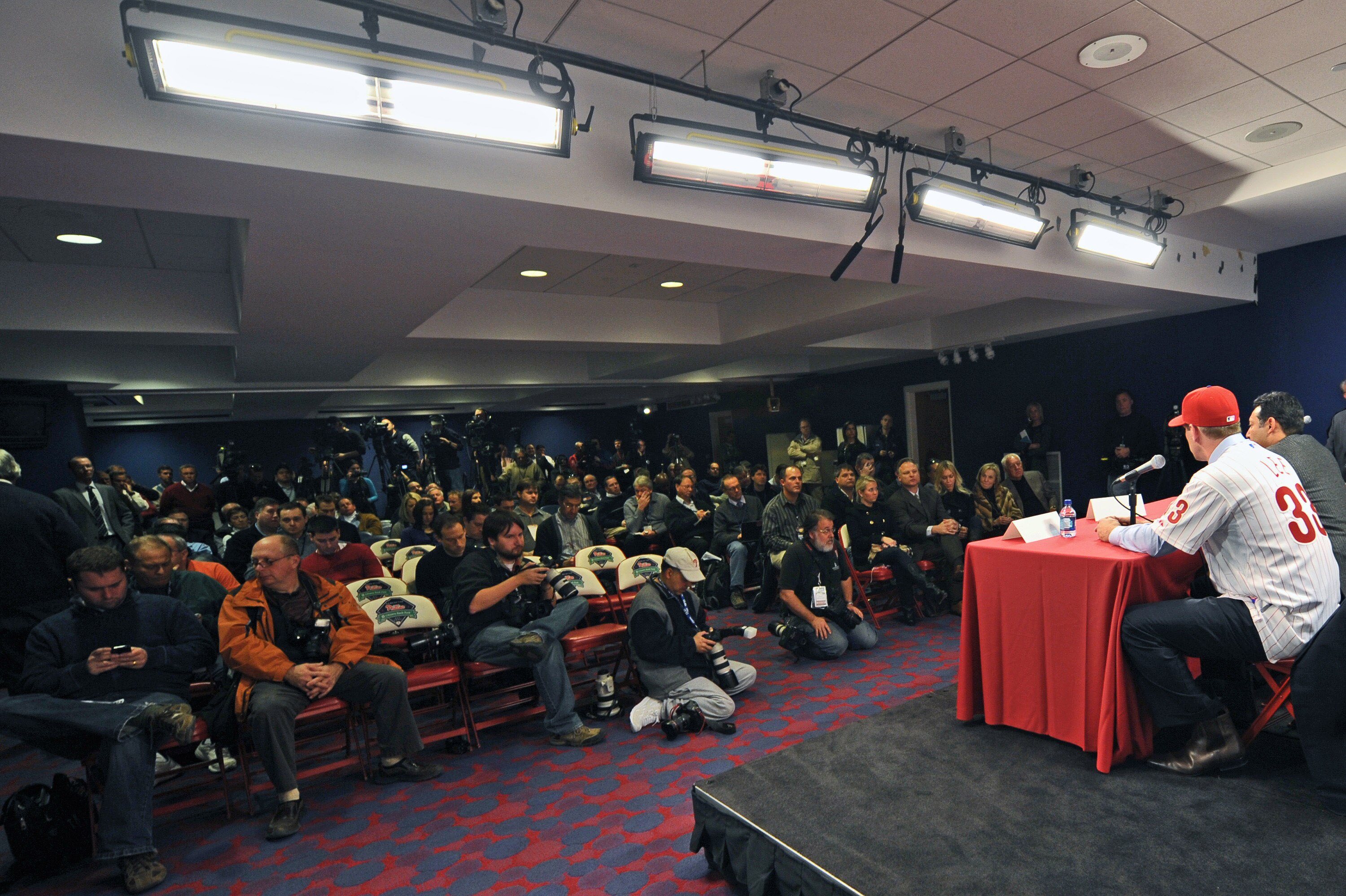 PHILADELPHIA - DECEMBER 15: Pitcher Cliff Lee #33 of the Philadelphia Phillies is introduced to the media during a press conference at Citizens Bank Park on December 15, 2010 in Philadelphia, Pennsylvania. (Photo by Drew Hallowell/Getty Images)