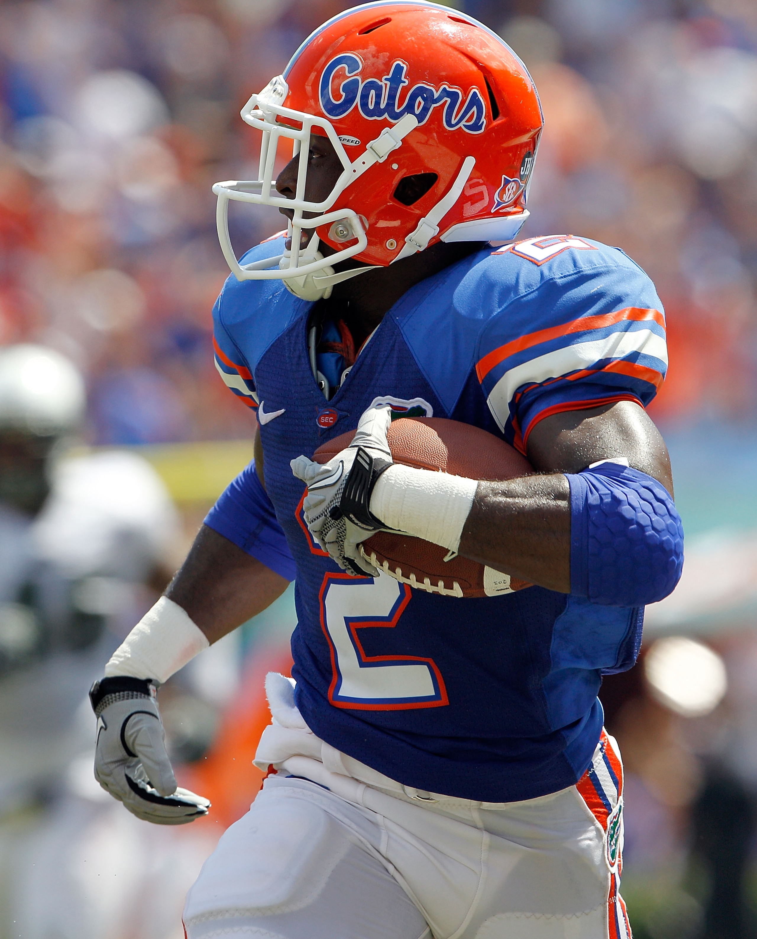 GAINESVILLE, FL - SEPTEMBER 11:  Jeffery Demps #2 of the Florida Gators runs for yardage against the South Florida Bulls during a game at Ben Hill Griffin Stadium on September 11, 2010 in Gainesville, Florida.  (Photo by Sam Greenwood/Getty Images)