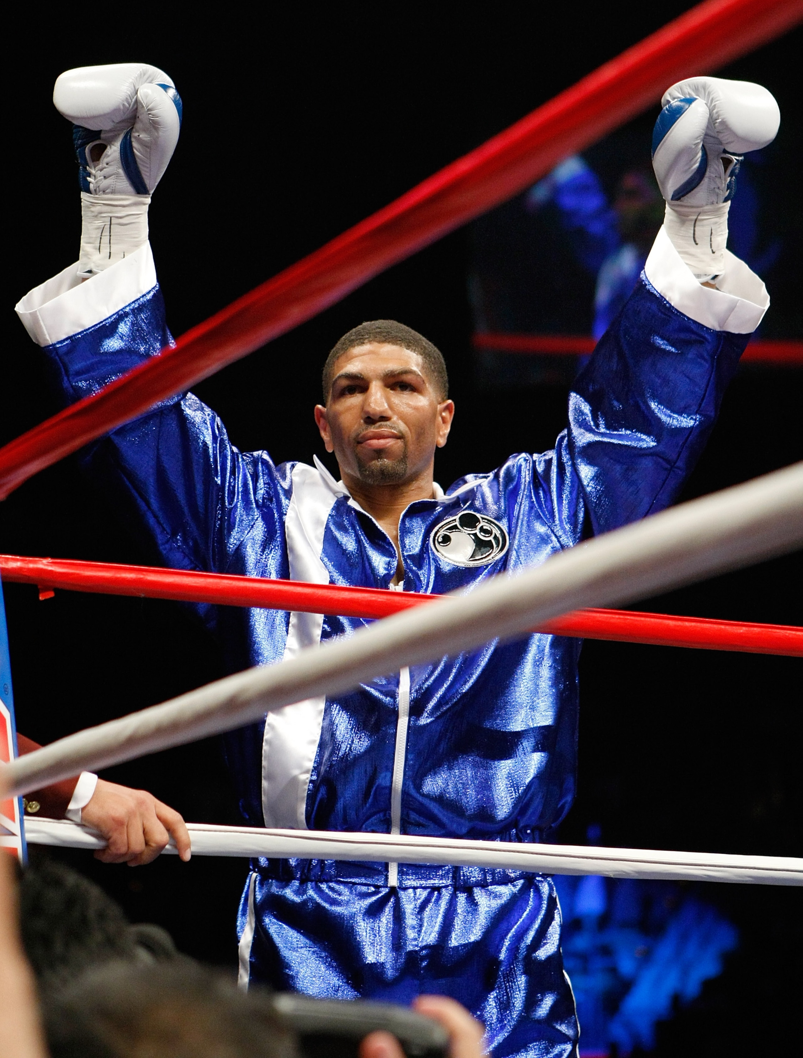 LAS VEGAS - APRIL 11:  Winky Wright raises his arms as he enters the ring for his middleweight bout against Paul Williams at the Mandalay Bay Events Center April 11, 2009 in Las Vegas, Nevada. Williams won by unanimous decision.  (Photo by Ethan Miller/Ge