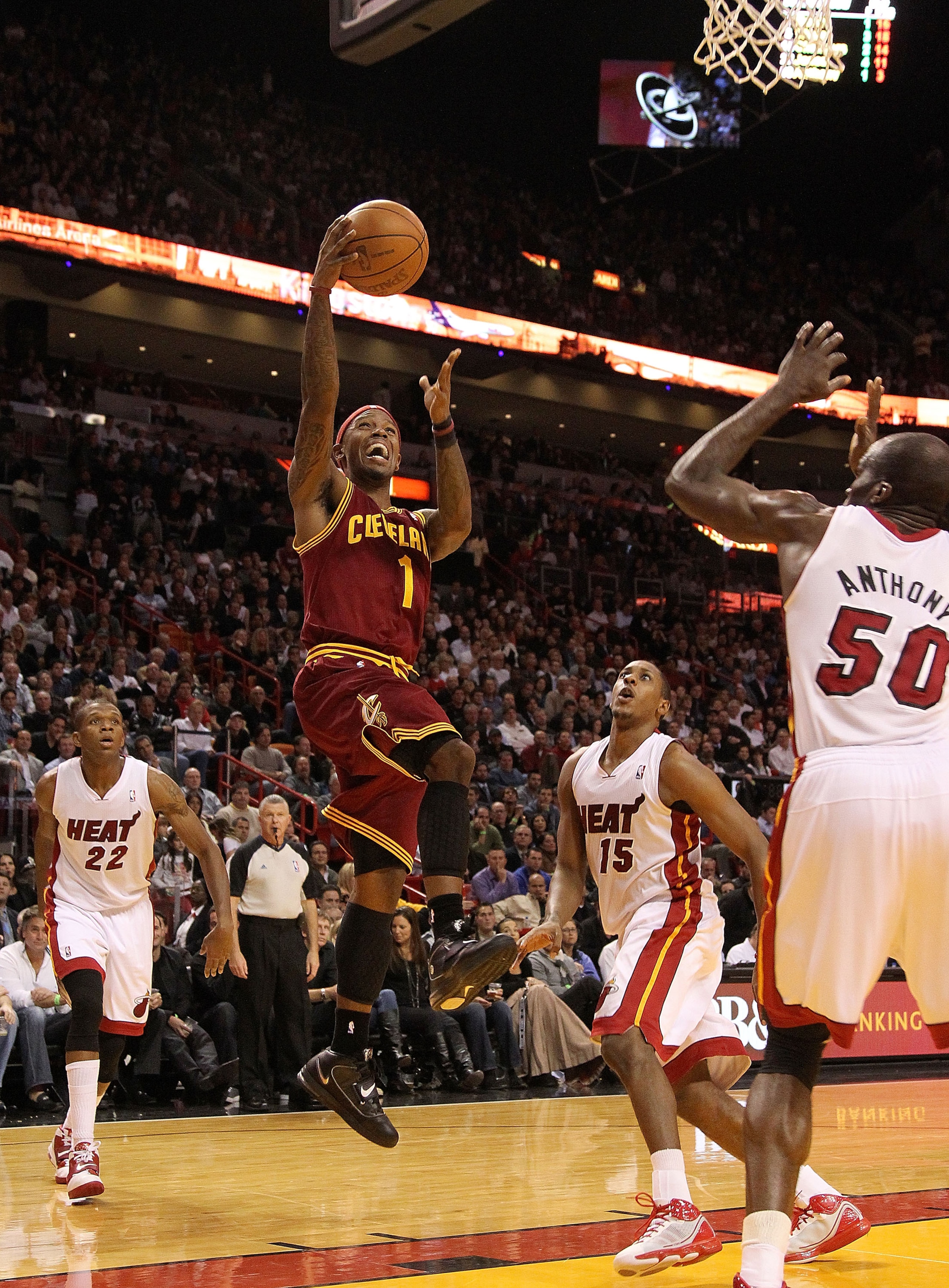 MIAMI, FL - DECEMBER 15:  Daniel Gibson #1 of the Cleveland Cavaliers shoots a runner during a game against the Miami Heat at American Airlines Arena on December 15, 2010 in Miami, Florida. NOTE TO USER: User expressly acknowledges and agrees that, by dow