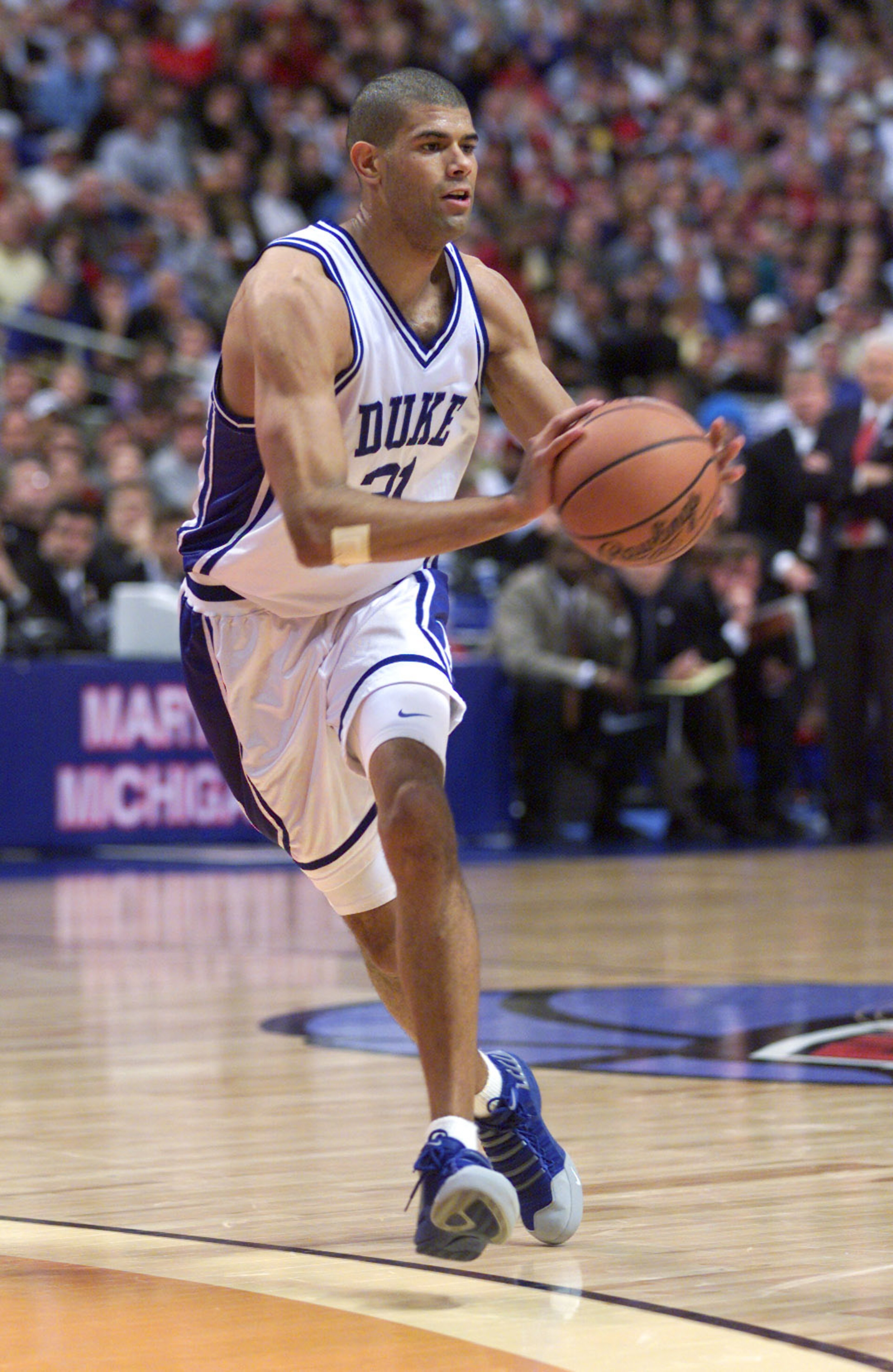 2 Apr 2001: Shane Battier #31 of Duke looks for an open pass against the Arizona defense during the NCAA National Championship Game of the Men's Final Four tournament at the Metrodome in Minneapolis, Minnesota. DIGITAL IMAGE. Mandatory Credit: Brian Bah 2 Apr 2001: Shane Battier #31 of Duke looks for an open pass against the Arizona defense during the NCAA National Championship Game of the Men's Final Four tournament at the Metrodome in Minneapolis, Minnesota. DIGITAL IMAGE. Mandatory Credit: Brian Bah