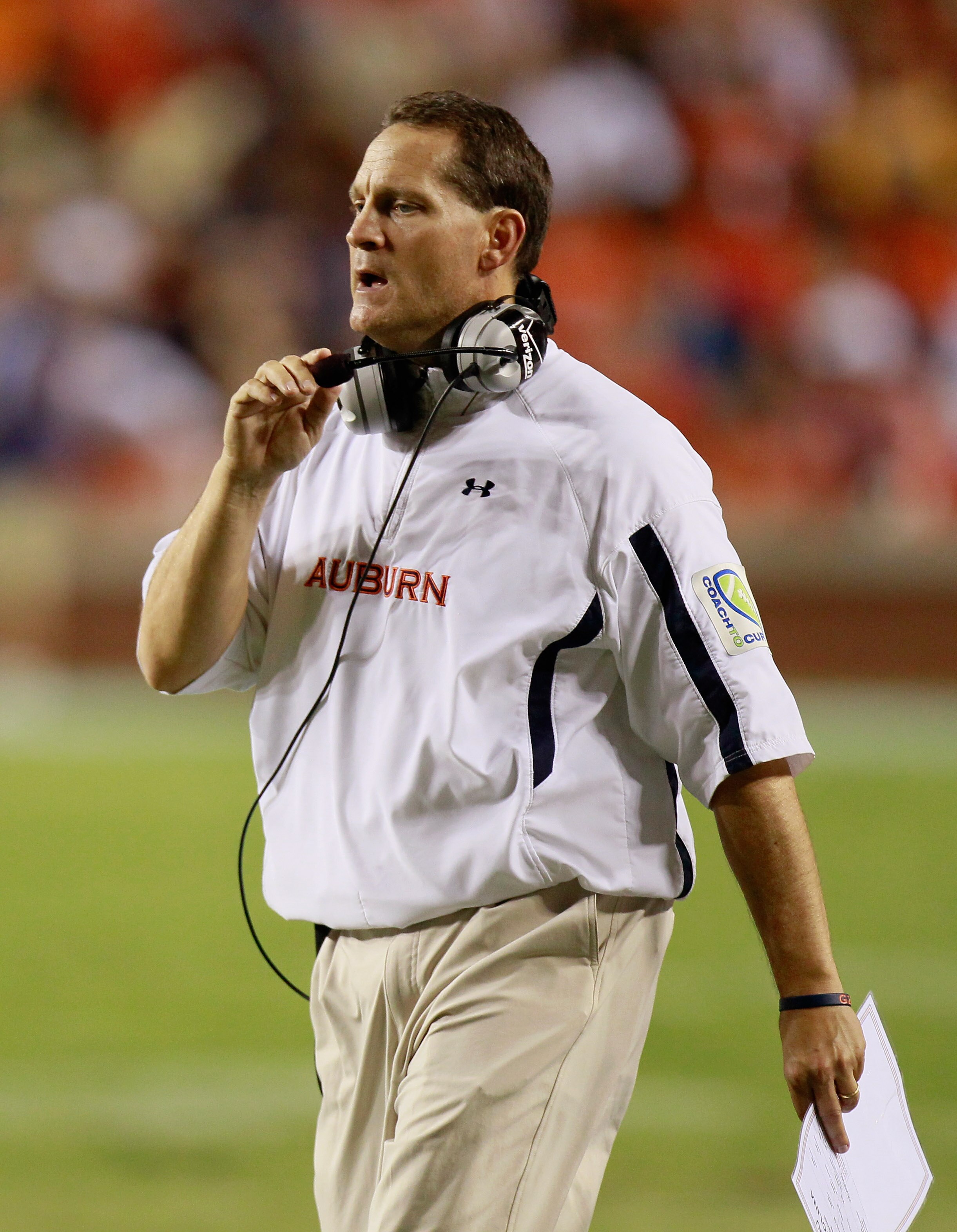 AUBURN, AL - SEPTEMBER 25:  Head coach Gene Chizik of the Auburn Tigers against the South Carolina Gamecocks at Jordan-Hare Stadium on September 25, 2010 in Auburn, Alabama.  (Photo by Kevin C. Cox/Getty Images)