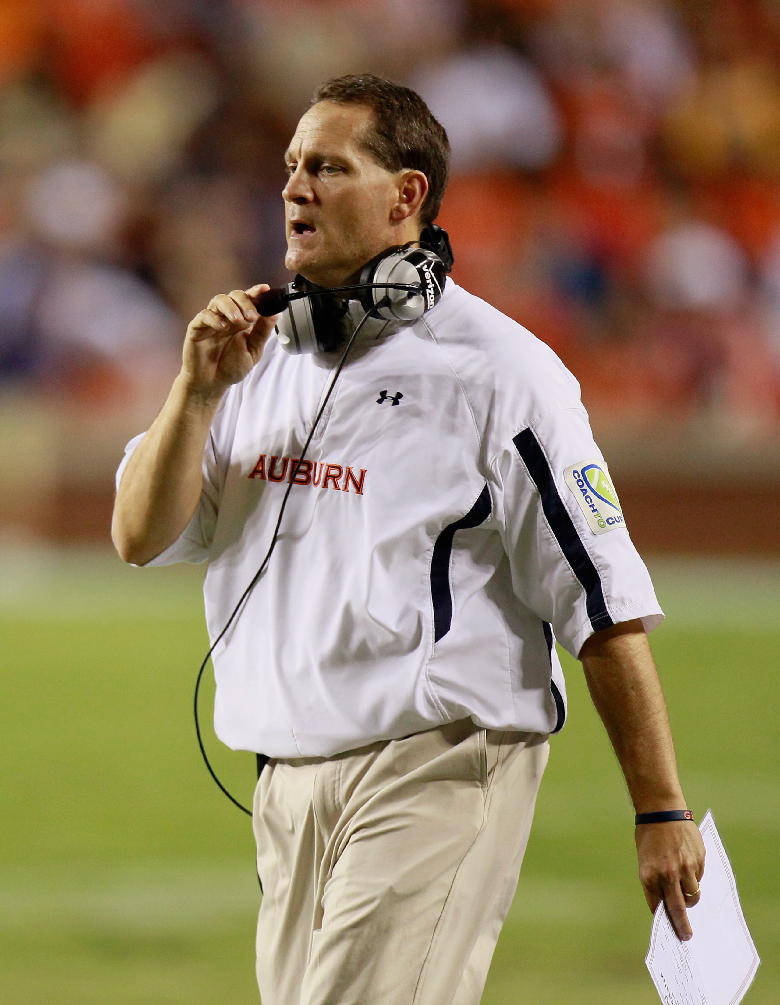 AUBURN, AL - SEPTEMBER 25:  Head coach Gene Chizik of the Auburn Tigers against the South Carolina Gamecocks at Jordan-Hare Stadium on September 25, 2010 in Auburn, Alabama.  (Photo by Kevin C. Cox/Getty Images)