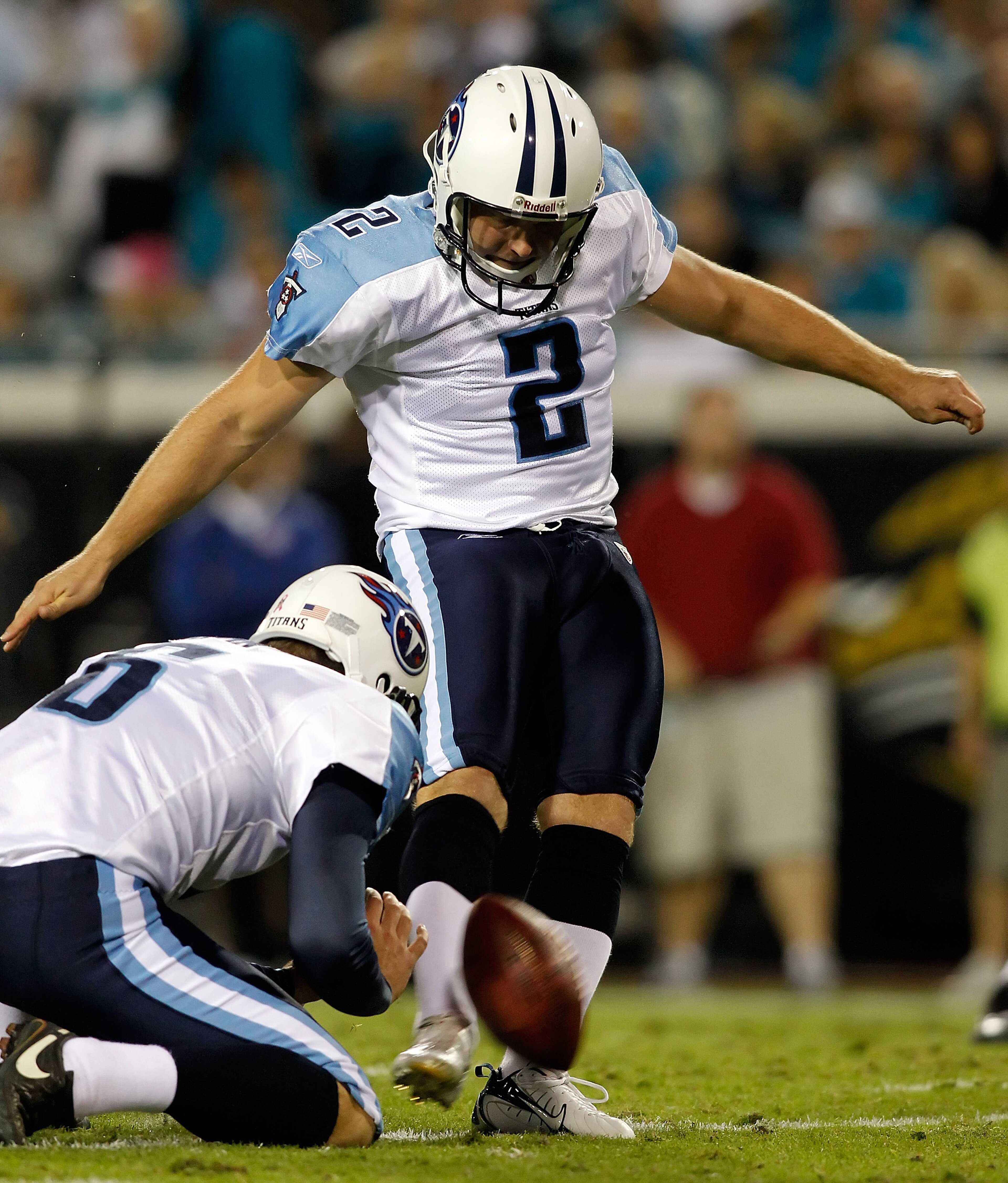 JACKSONVILLE, FL - OCTOBER 18:  Kicker Rob Bironas #2 of the Tennessee Titans kicks a field goal against the Jacksonville Jaguars during the game at EverBank Field on October 18, 2010 in Jacksonville, Florida.  (Photo by J. Meric/Getty Images)