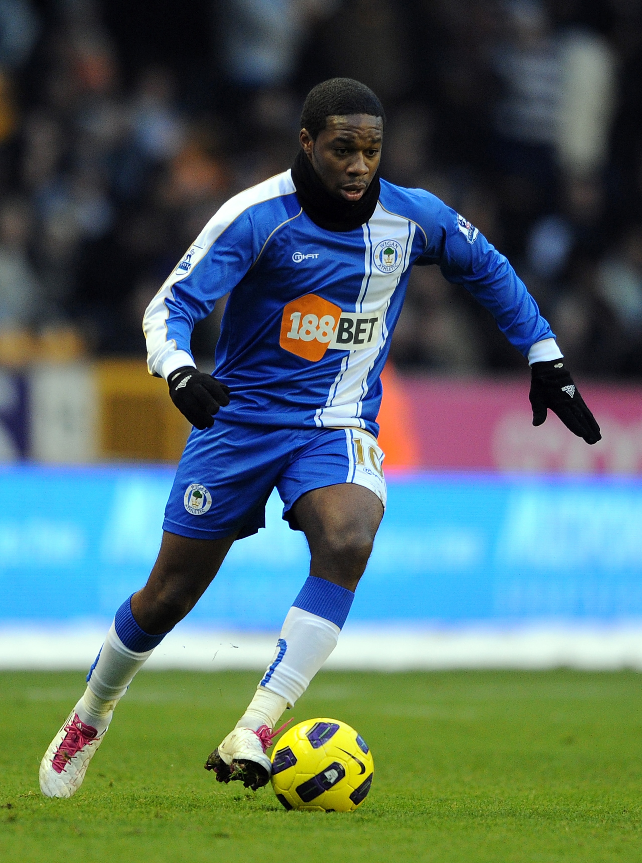 WOLVERHAMPTON, ENGLAND - DECEMBER 26: Charles N'Zogbia of Wigan Athletic in action during the Barclays Premier League match between Wolverhampton Wanderers and Wigan Athletic at Molineux on December 26, 2010 in Wolverhampton, England.  (Photo by Chris Bru