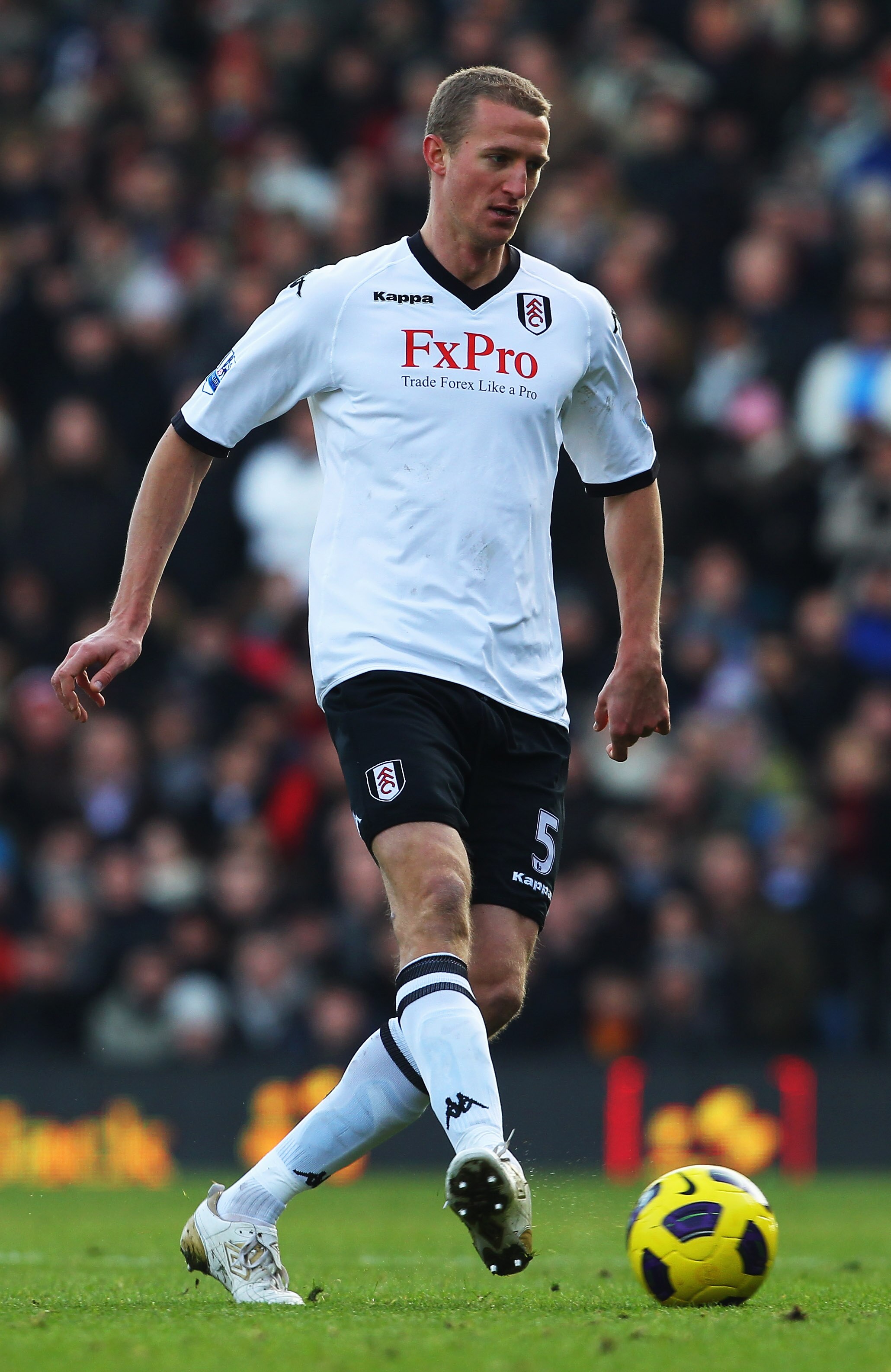 LONDON, ENGLAND - DECEMBER 26:  Brede Hangeland of Fulham in action the Barclays Premier League match between Fulham and West Ham United at Craven Cottage on December 26, 2010 in London, England.  (Photo by Clive Rose/Getty Images)