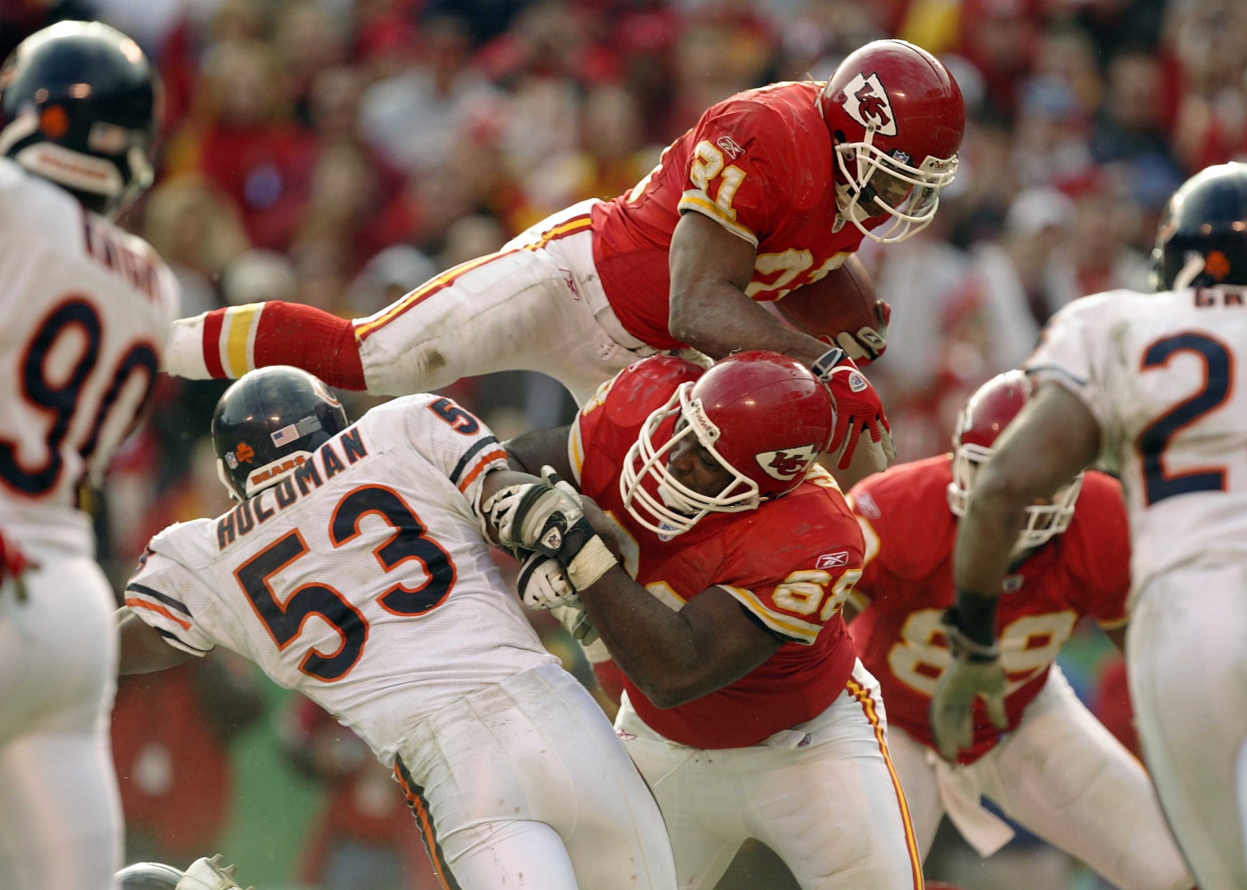 KANSAS CITY, MO - DECEMBER 28: Running back Priest Holmes #31 of the Kansas City Chiefs breaks the record for single season touchdowns with his 27th touchdown of the year and his second against the Chicago Bears December 28, 2003 at Arrowhead Stadium in KANSAS CITY, MO - DECEMBER 28: Running back Priest Holmes #31 of the Kansas City Chiefs breaks the record for single season touchdowns with his 27th touchdown of the year and his second against the Chicago Bears December 28, 2003 at Arrowhead Stadium in