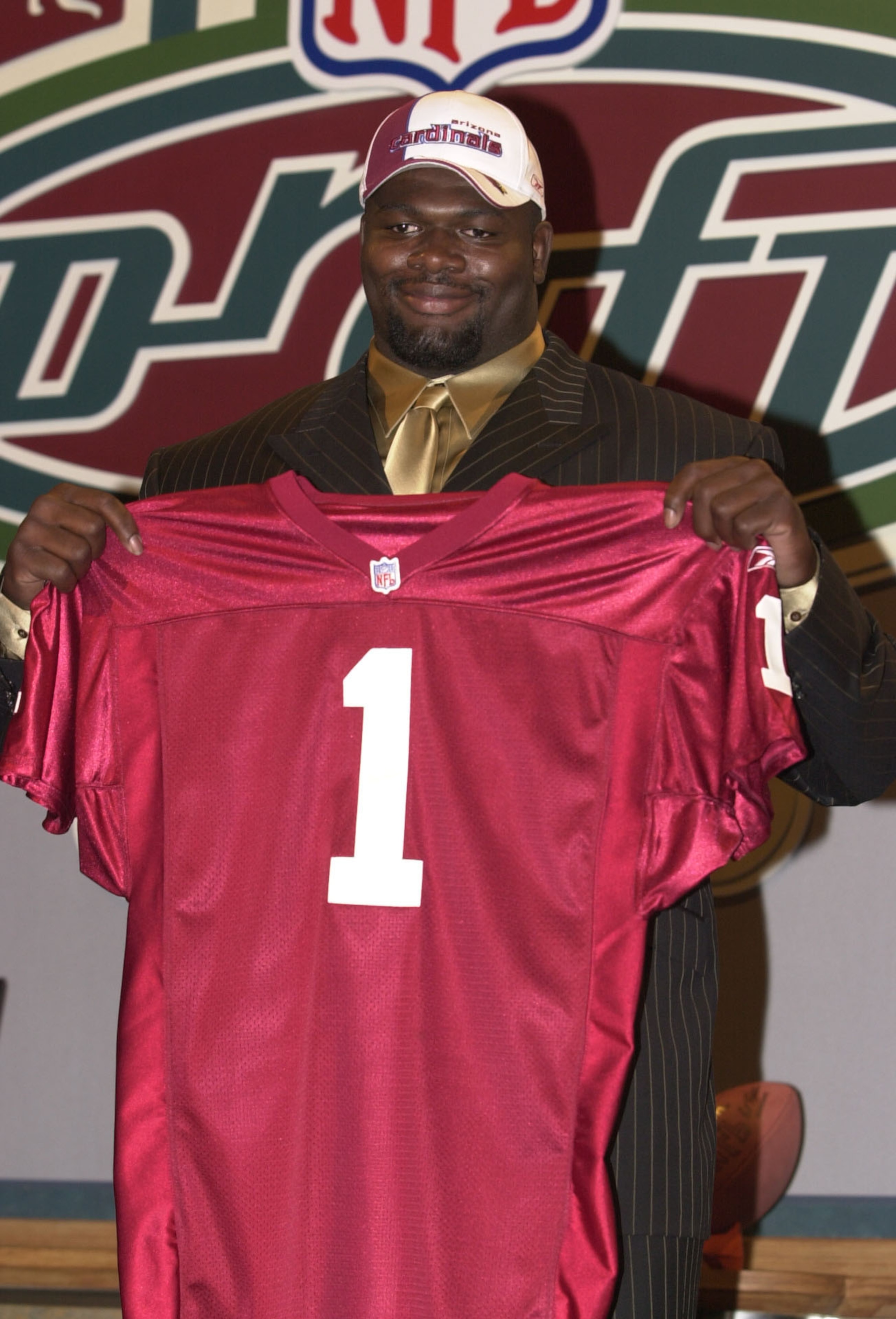 21 Apr 2001:  Leonard Davis after he was selected second in the NFL Draft by the Arizona Cardinals at Madison Square Garden in New York City. Mandatory Credit: Ezra Shaw/ALLSPORT