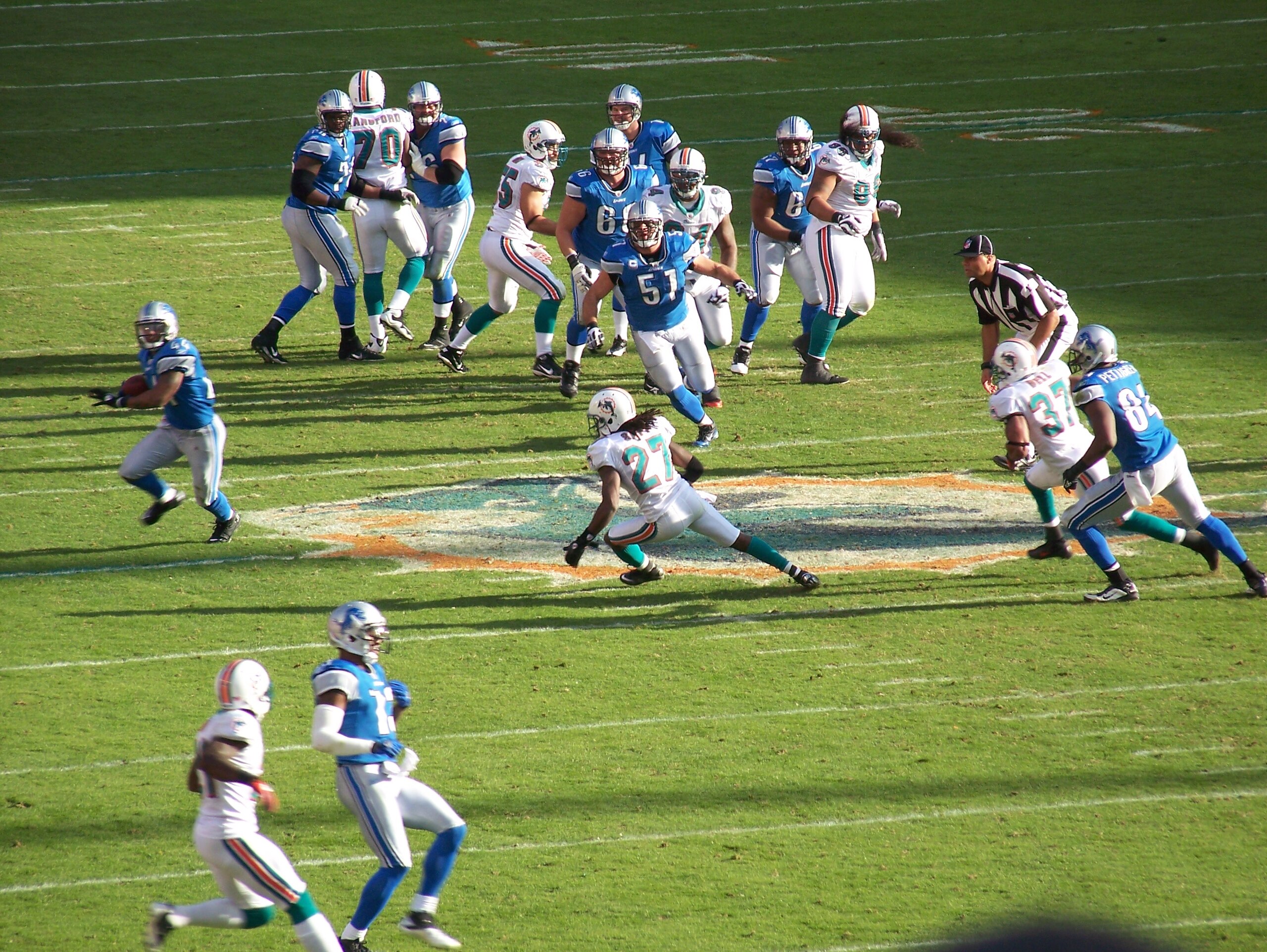 Detroit Lions rookie RB Jahvid Best on a 53-yard touchdown reception.