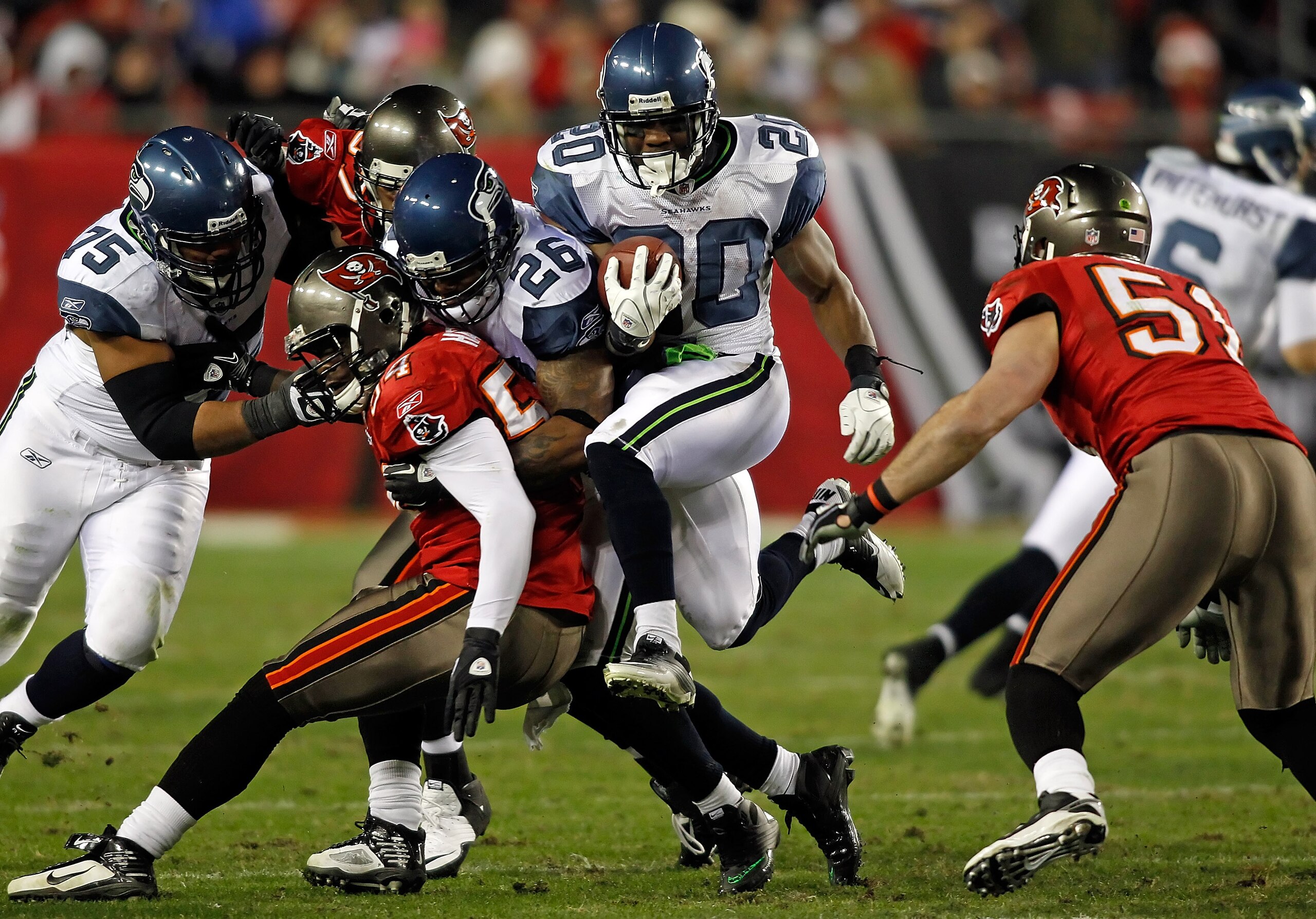 TAMPA, FL - DECEMBER 26:  Running back Justin Forsett #20 of the Seattle Seahawks runs the ball against the Tampa Bay Buccaneers during the game at Raymond James Stadium on December 26, 2010 in Tampa, Florida.  (Photo by J. Meric/Getty Images)