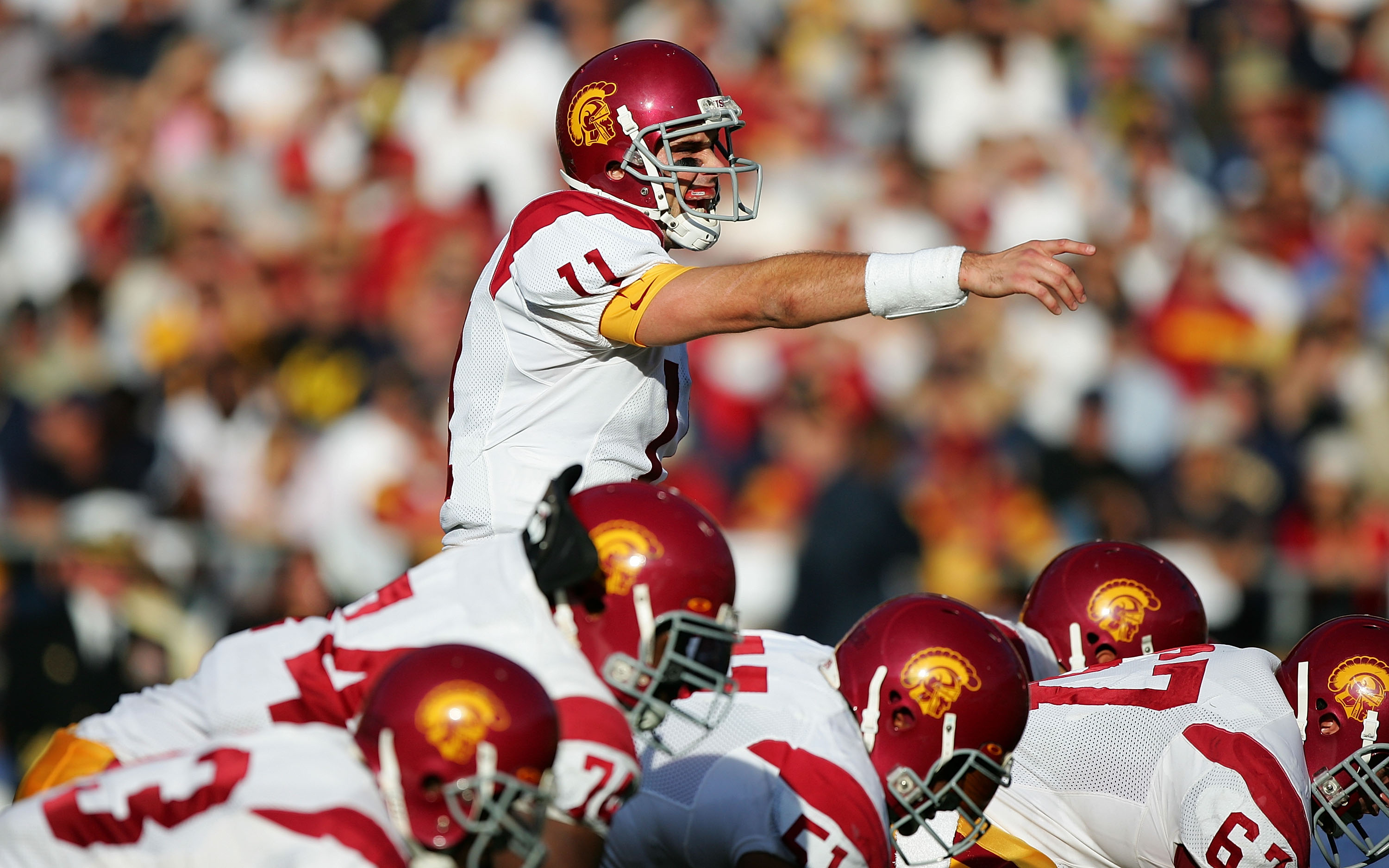 BERKELEY, CA - NOVEMBER 12:  Matt Leinart #11 of the USC Trojans calls a play against the California Golden Bears to lead the game 28-3 at Memorial Stadium on November 12, 2005 in Berkeley, California.  (Photo by Jed Jacobsohn/Getty Images)
