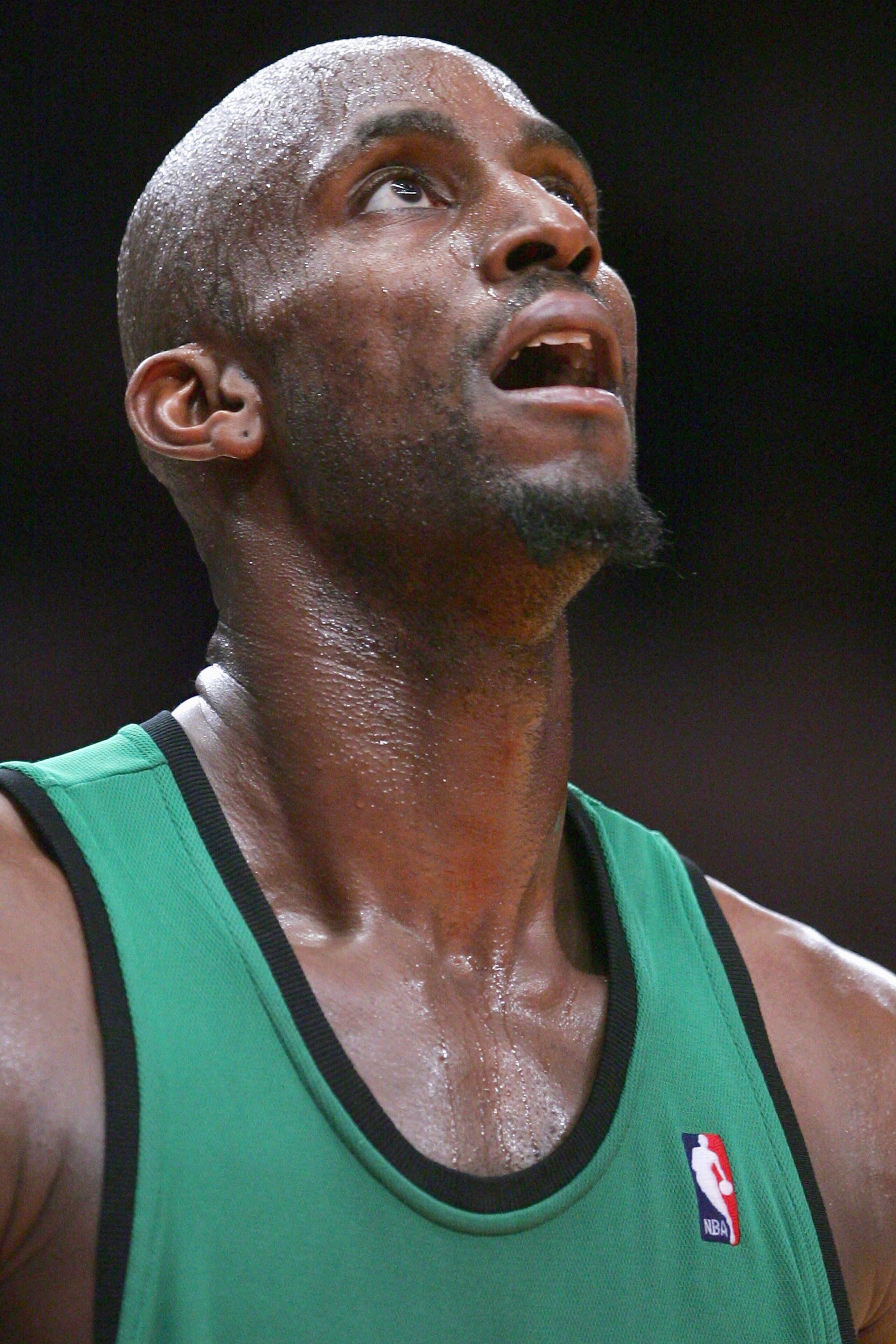 NEW YORK - FEBRUARY 06: Kevin Garnett #5 of the Boston Celtics looks on against the New York Knicks at Madison Square Garden on February 6, 2009 in New York City. NOTE TO USER: User expressly acknowledges and agrees that, by downloading and/or using this NEW YORK - FEBRUARY 06: Kevin Garnett #5 of the Boston Celtics looks on against the New York Knicks at Madison Square Garden on February 6, 2009 in New York City. NOTE TO USER: User expressly acknowledges and agrees that, by downloading and/or using this