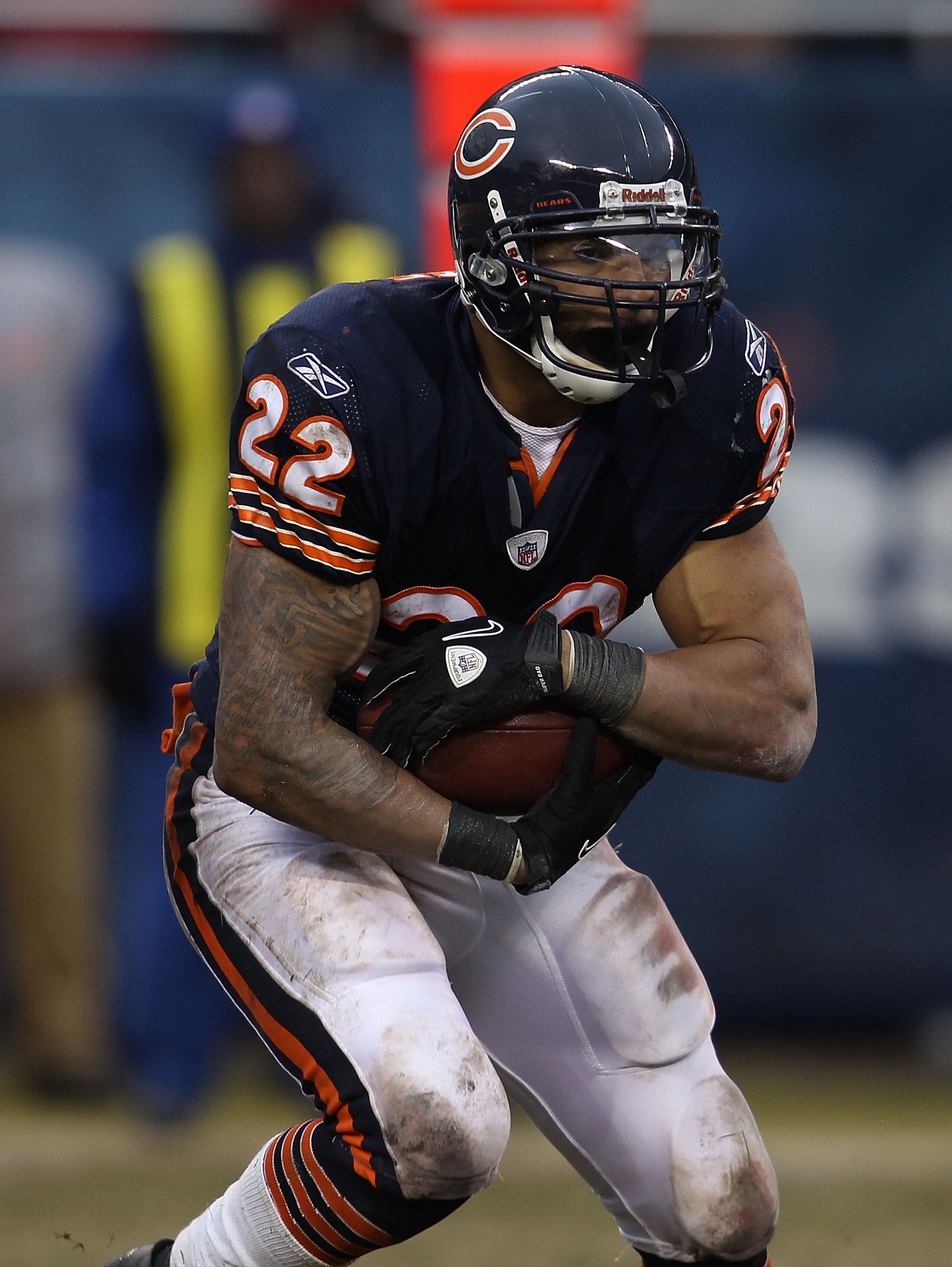 CHICAGO, IL - DECEMBER 26: Matt Forte #22 of the Chicago Bears runs against the New York Jets at Soldier Field on December 26, 2010 in Chicago, Illinois. The Bears defeated the Jets 38-34. (Photo by Jonathan Daniel/Getty Images) CHICAGO, IL - DECEMBER 26: Matt Forte #22 of the Chicago Bears runs against the New York Jets at Soldier Field on December 26, 2010 in Chicago, Illinois. The Bears defeated the Jets 38-34. (Photo by Jonathan Daniel/Getty Images)