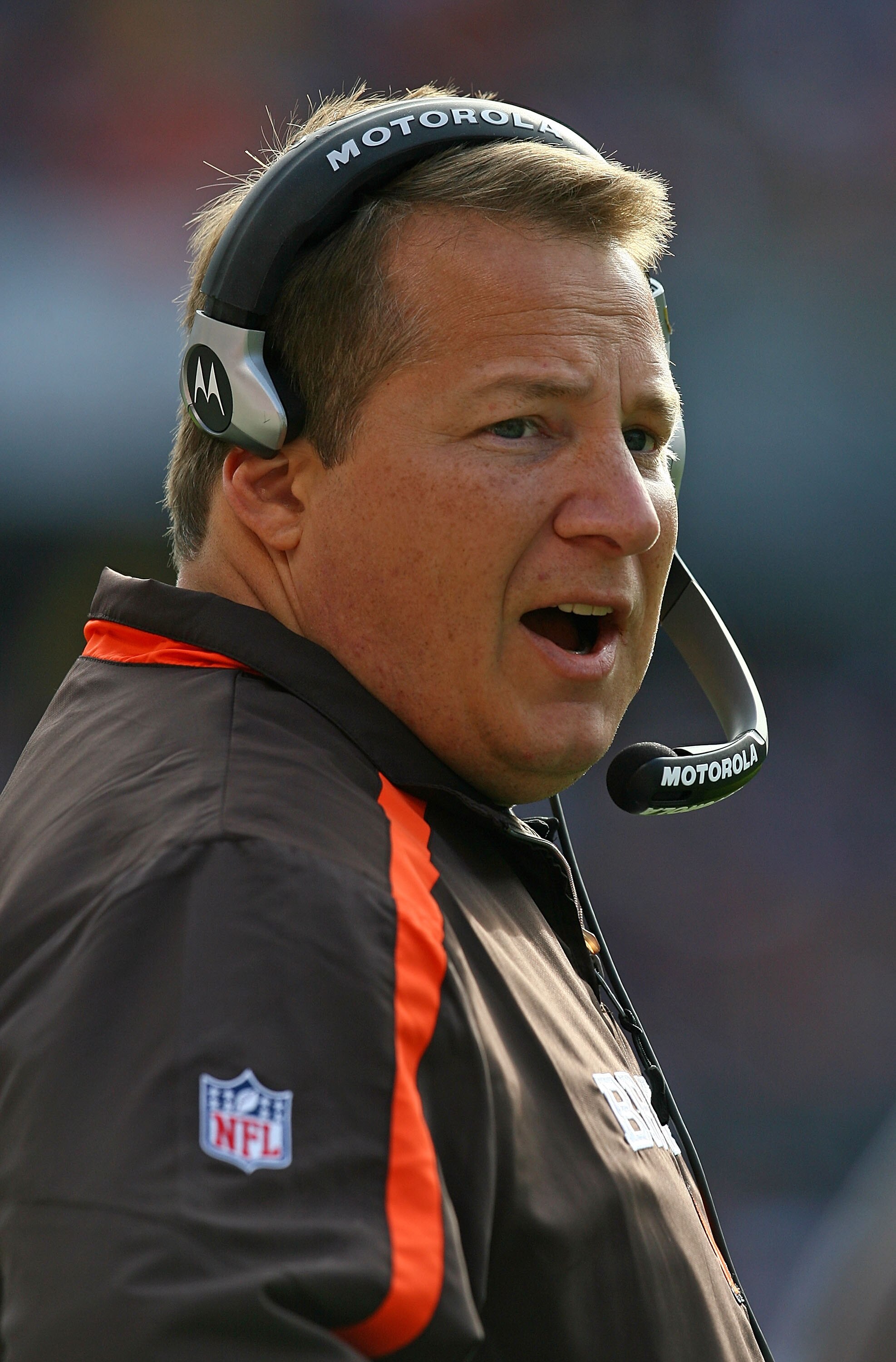 CHICAGO - NOVEMBER 01: Head coach Eric Mangini of the Cleveland Browns watches as his team takes on the Chicago Bears at Soldier Field on November 1, 2009 in Chicago, Illinois. The Bears defeated the Browns 30-6. (Photo by Jonathan Daniel/Getty Images)