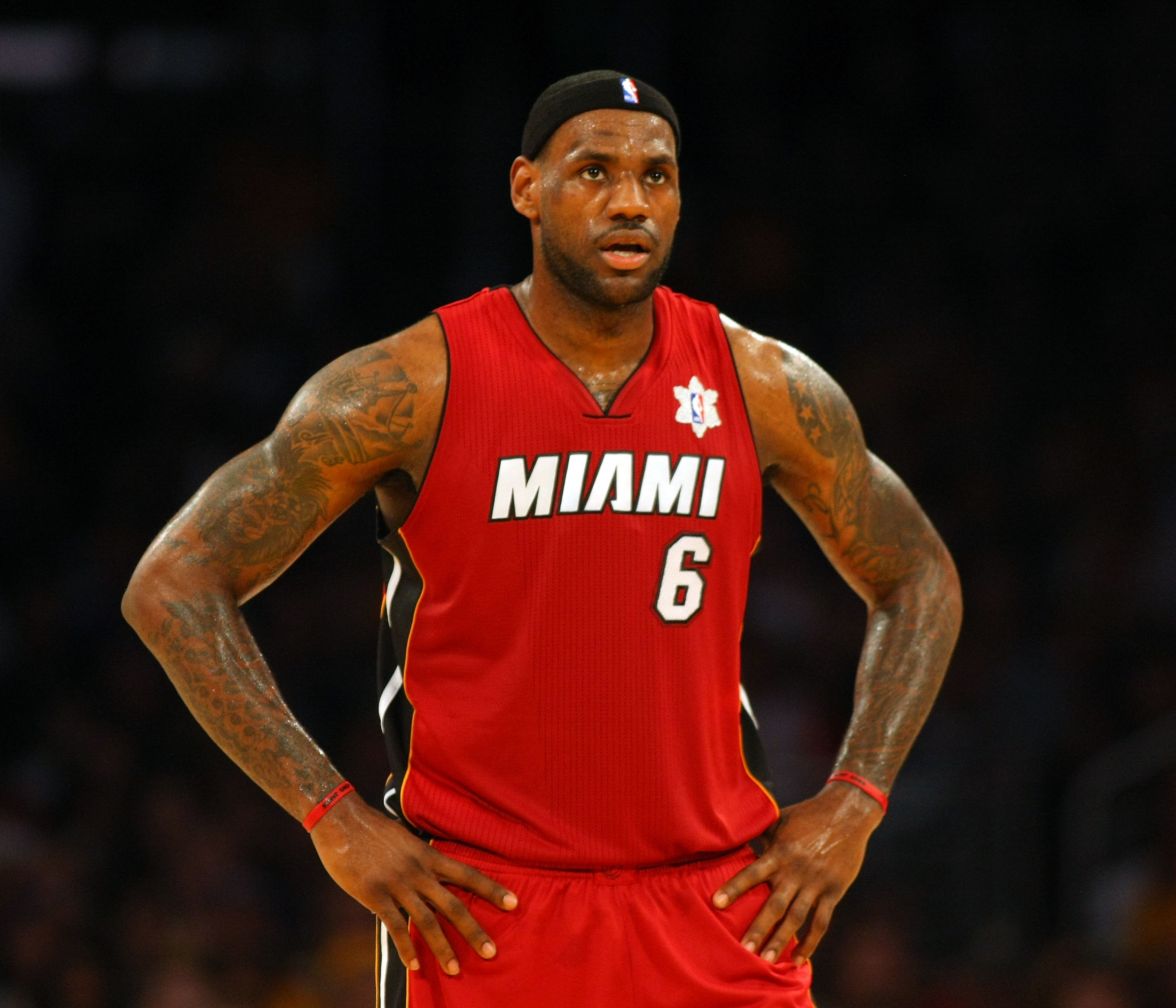 LOS ANGELES, CA - DECEMBER 25:  LeBron James #6 of the Miami Heat looks on during the NBA game against the Los Angeles Lakers at Staples Center on December 25, 2010 in Los Angeles, California. The Heat defeated the Lakers 96-80. NOTE TO USER: User express