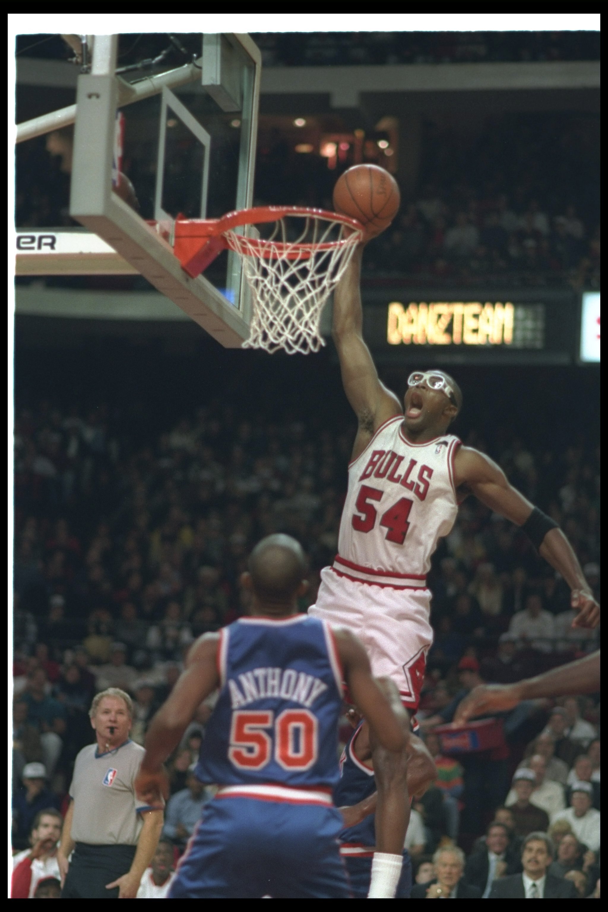 1993-1994:  Forward Horace Grant of the Chicago Bulls goes up for two during a game against the New York Knicks at Madison Square Garden in New York City, New York. Mandatory Credit: Jonathan Daniel  /Allsport