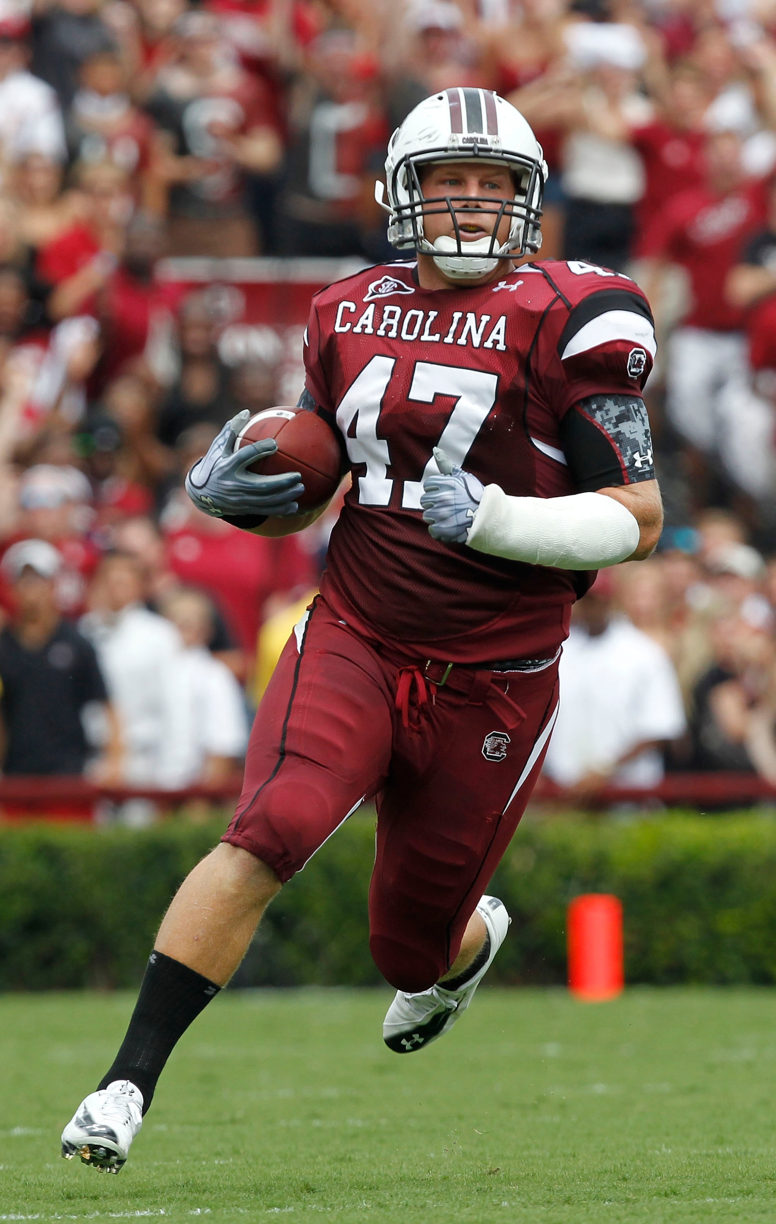COLUMBIA, SC - SEPTEMBER 11: Fullback Patrick DiMarco #47 of the South Carolina Gamecocks runs with the ball after a reception during the game against the Georgia Bulldogs at Williams-Brice Stadium on September 11, 2010 in Columbia, South Carolina. The Ga