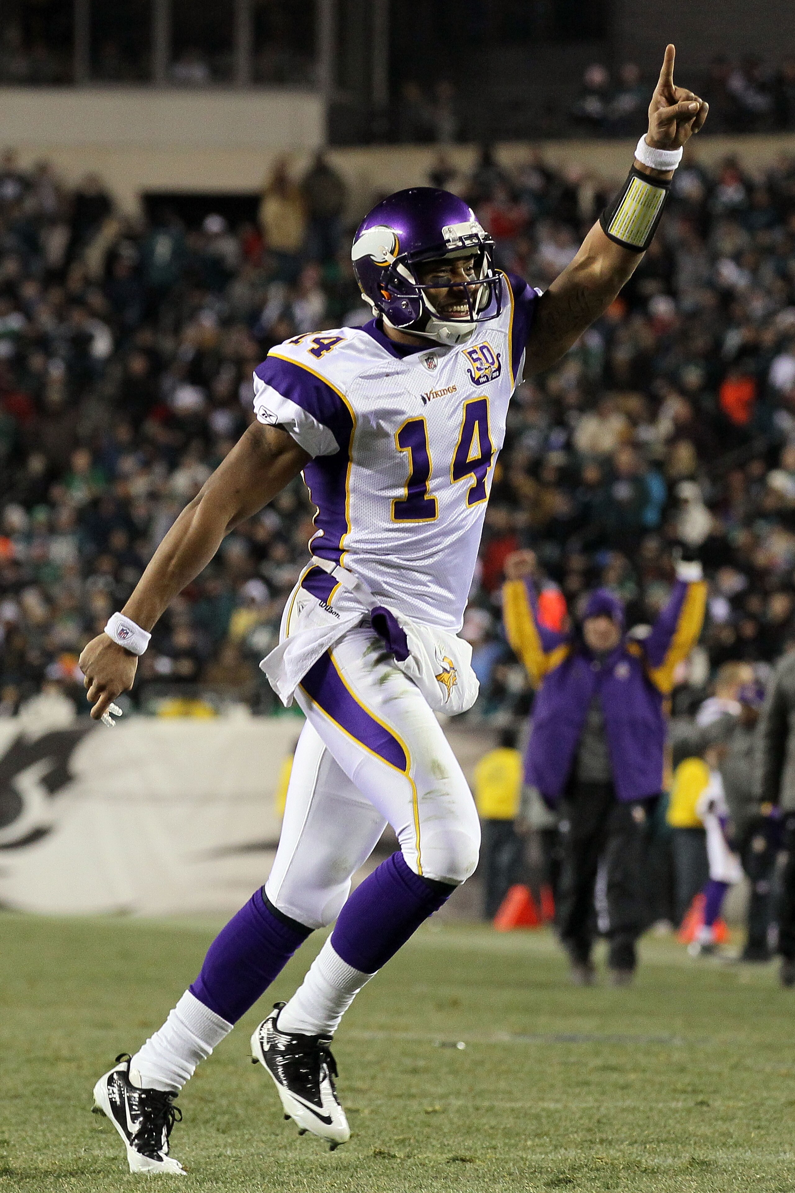 PHILADELPHIA, PA - DECEMBER 26:  Joe Webb #14 of the Minnesota Vikings celebrates after play against the Philadelphia Eagles at Lincoln Financial Field on December 26, 2010 in Philadelphia, Pennsylvania.  (Photo by Jim McIsaac/Getty Images)