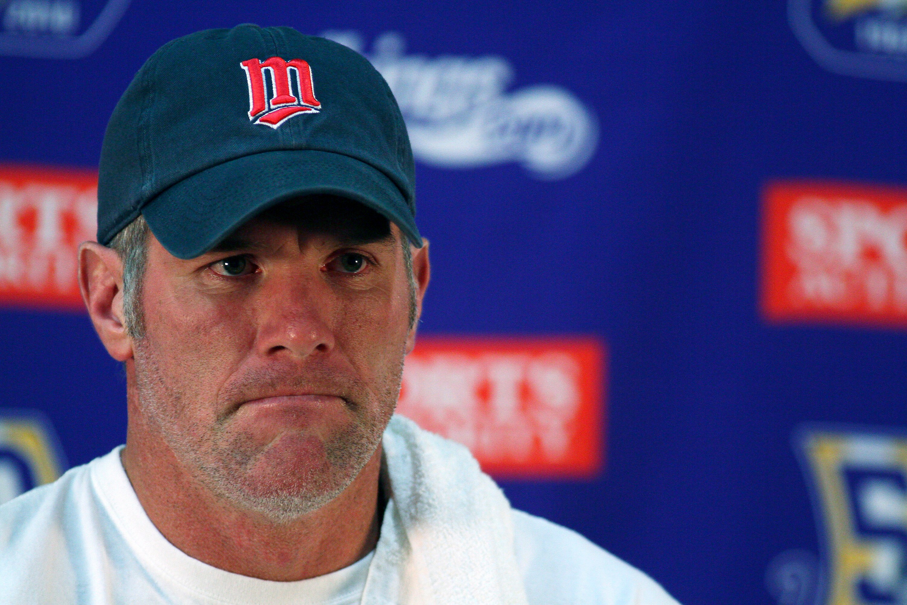 EDEN PRAIRIE, MN - OCTOBER 7:  Minnesota Vikings quarterback Brett Favre answers questions from the media during a press conference at Winter Park on October 7, 2010 in Eden Prairie, Minnesota.  (Photo by Adam Bettcher/Getty Images)