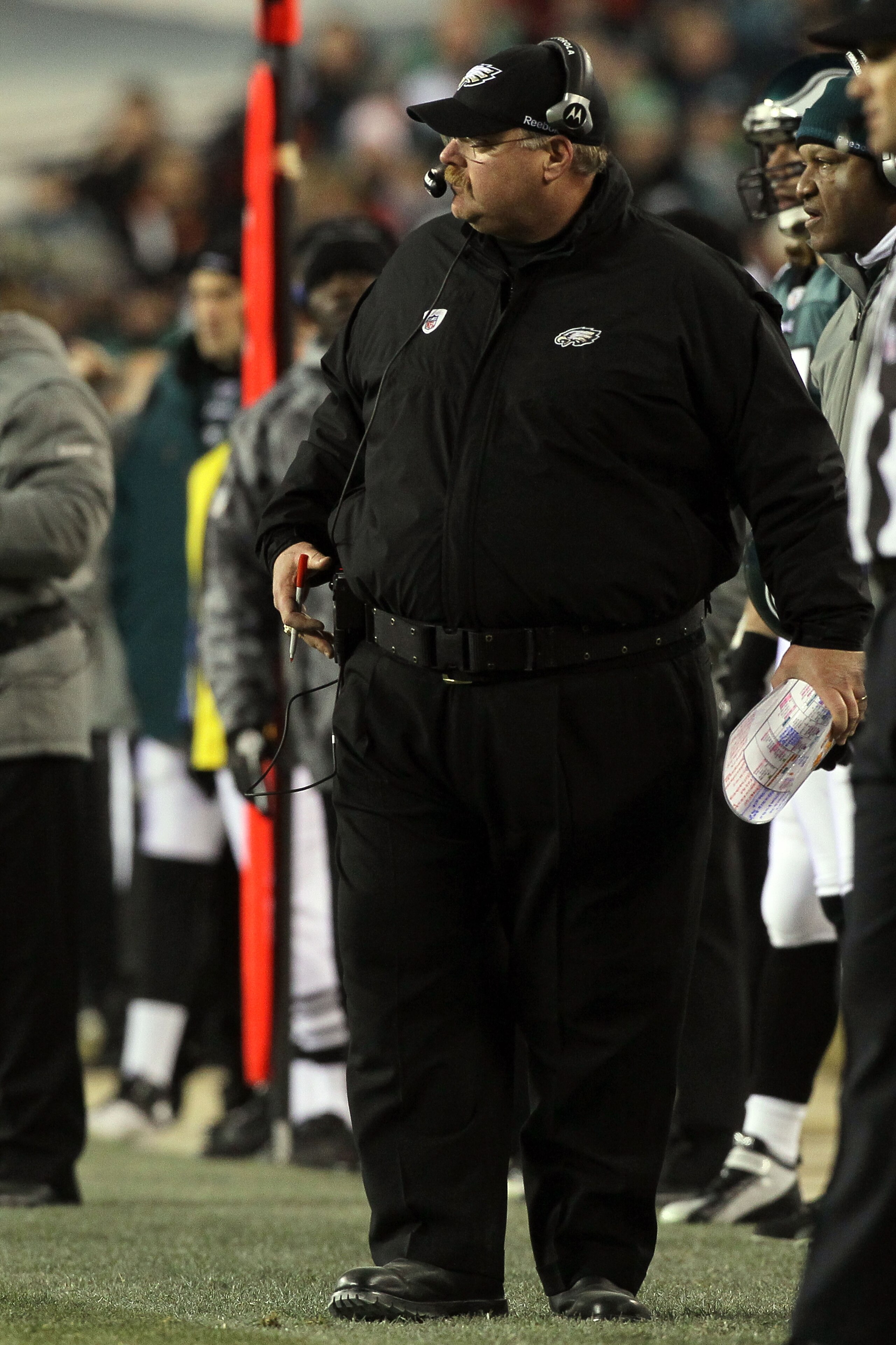 PHILADELPHIA, PA - DECEMBER 26:  Head Coach Andy Reid of the Philadelphia Eagles watches play against the Minnesota Vikings at Lincoln Financial Field on December 26, 2010 in Philadelphia, Pennsylvania.  (Photo by Jim McIsaac/Getty Images)