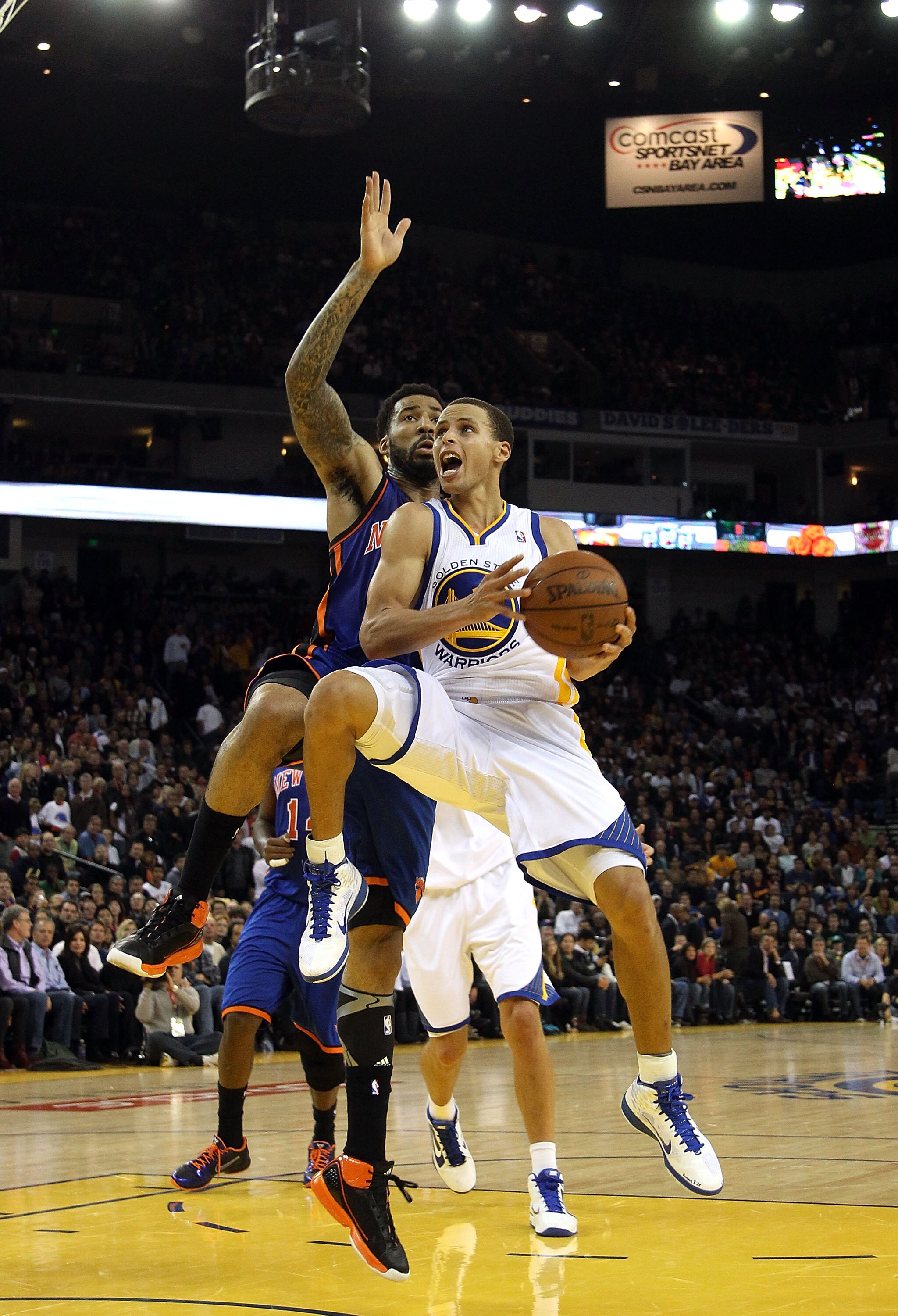 OAKLAND, CA - NOVEMBER 19:  Stephen Curry #30 of the Golden State Warriors in action against the New York Knicks at Oracle Arena on November 19, 2010 in Oakland, California. NOTE TO USER: User expressly acknowledges and agrees that, by downloading and or 