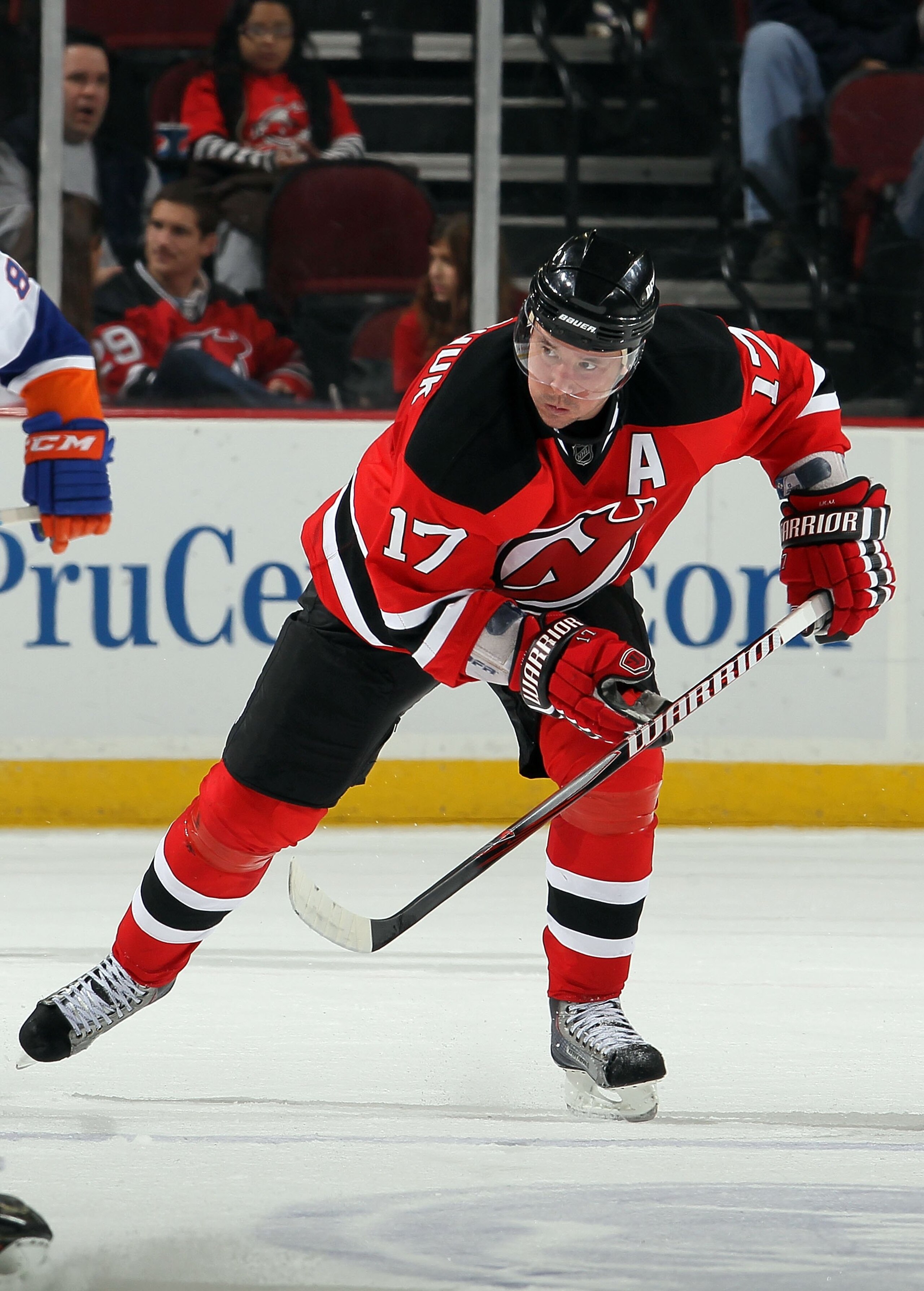 NEWARK, NJ - DECEMBER 23:  Ilya Kovalchuk #17 of the New Jersey Devils skates against the New York Islanders at the Prudential Center on December 23, 2010 in Newark, New Jersey. The Isles defeated the Devils 5-1.  (Photo by Jim McIsaac/Getty Images)