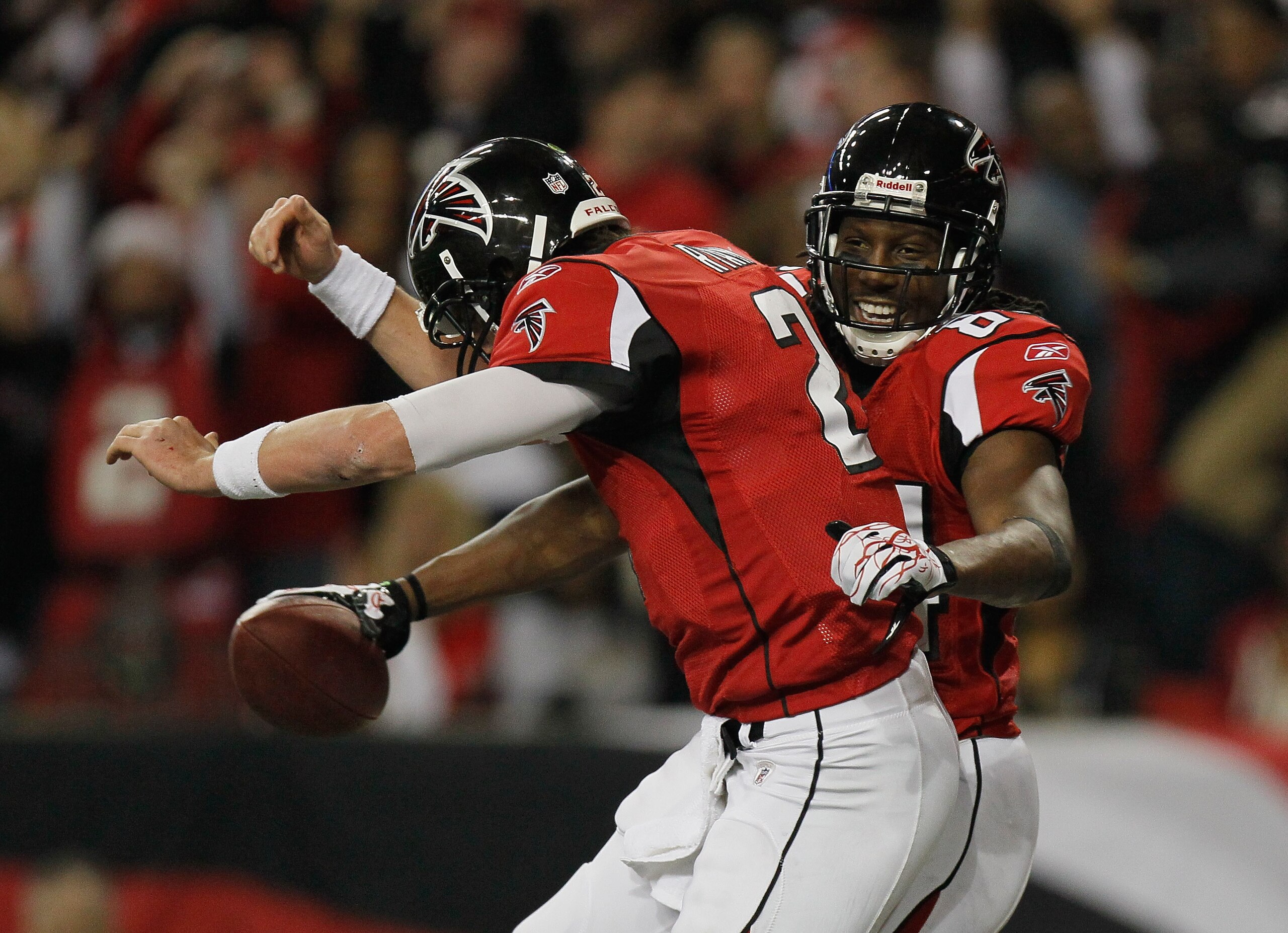 ATLANTA, GA - DECEMBER 27:  Roddy White #84 and Matt Ryan #2 of the Atlanta Falcons celebrate a first half touchdown during the game against the New Orleans Saints at the Georgia Dome on December 27, 2010 in Atlanta, Georgia.  (Photo by Kevin C. Cox/Getty
