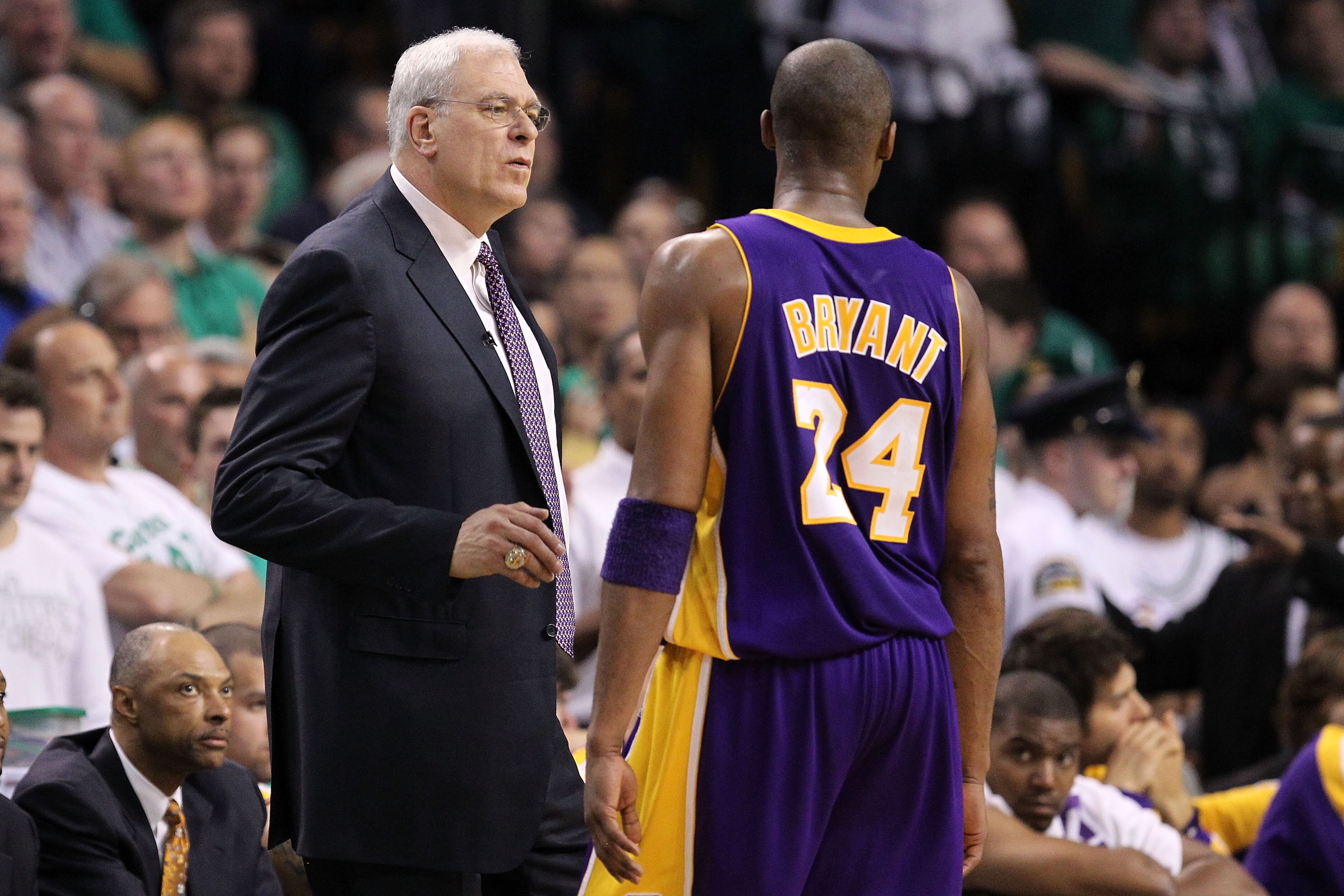 BOSTON - JUNE 10:  Head coach Phil Jackson talks to Kobe Bryant #24 of the Los Angeles Lakers in the game against the Boston Celtics during Game Four of the 2010 NBA Finals on June 10, 2010 at TD Garden in Boston, Massachusetts. NOTE TO USER: User express