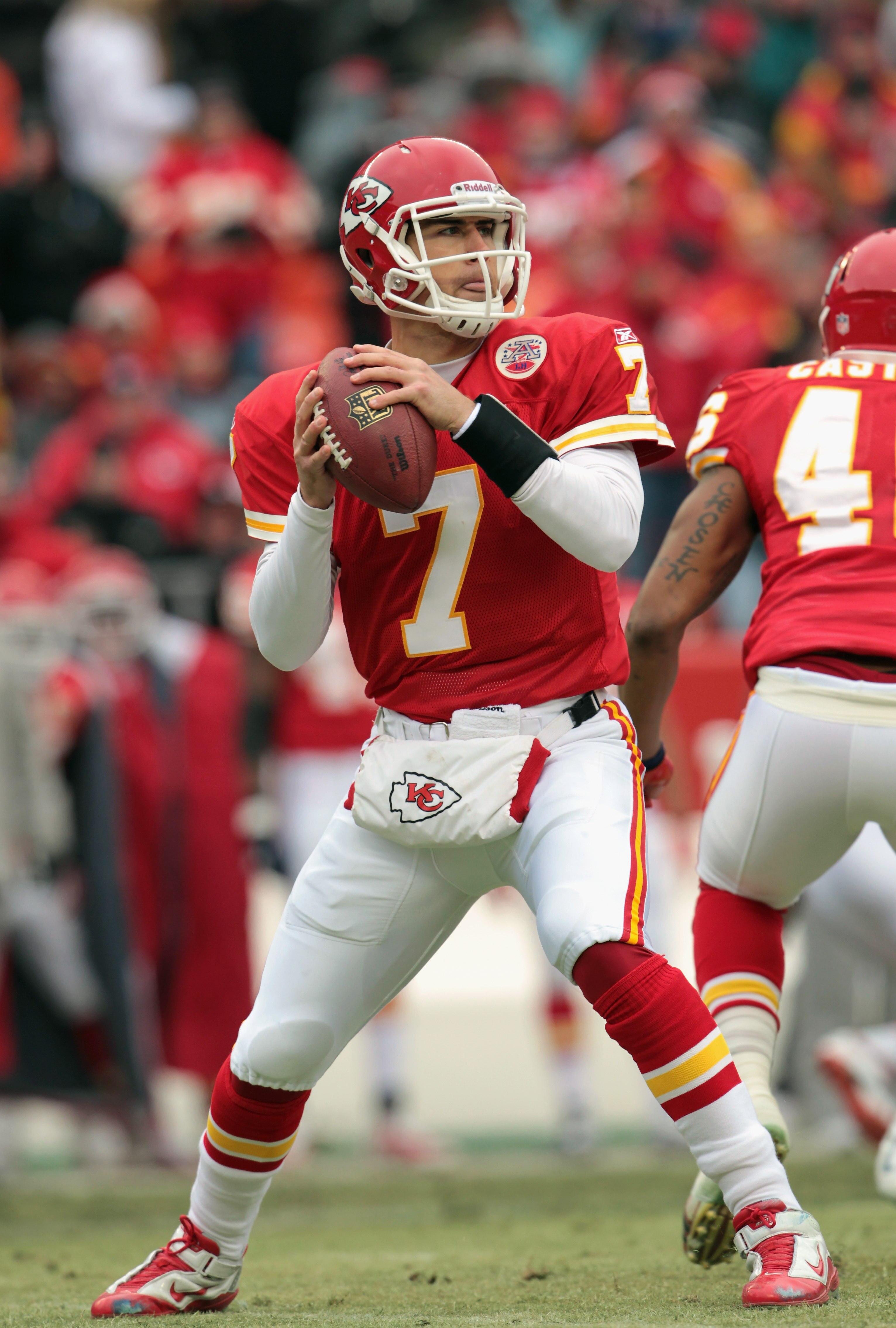 KANSAS CITY, MO - DECEMBER 26:  Quarterback Matt Cassel #7 of the Kansas City Chiefs in action during the game against the Tennessee Titans on December 26, 2010 at Arrowhead Stadium in Kansas City, Missouri.  (Photo by Jamie Squire/Getty Images)