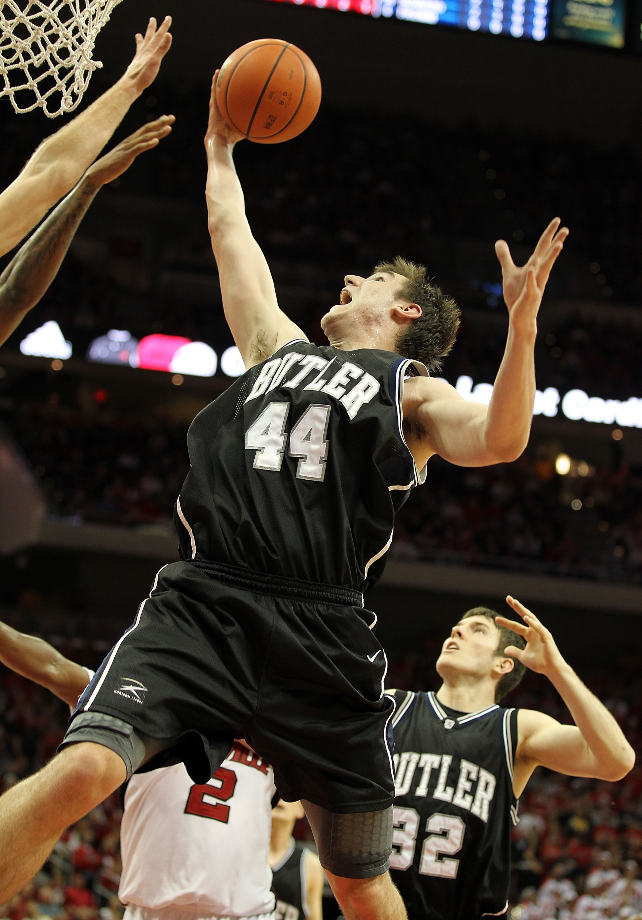 LOUISVILLE, KY - NOVEMBER 16: Matt Howard #54 of the Butler Bulldogs grabs a rebound during the game against the Louisville Cardinals at the KFC Yum! Center on November 16, 2010 in Louisville, Kentucky. (Photo by Andy Lyons/Getty Images) LOUISVILLE, KY - NOVEMBER 16: Matt Howard #54 of the Butler Bulldogs grabs a rebound during the game against the Louisville Cardinals at the KFC Yum! Center on November 16, 2010 in Louisville, Kentucky. (Photo by Andy Lyons/Getty Images)