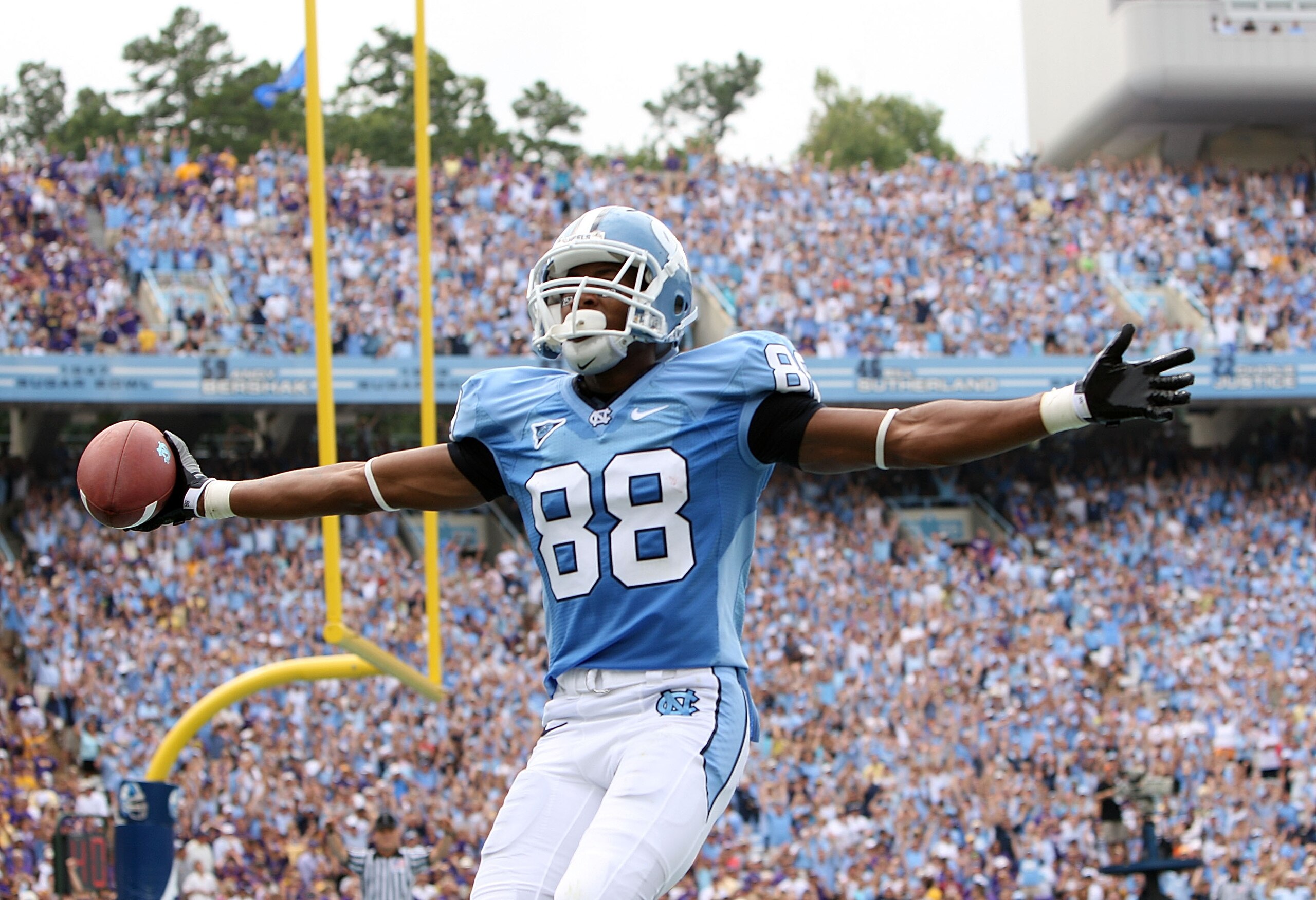 CHAPEL HILL, NC - SEPTEMBER 19:  Erik Highsmith #88 of the North Carolina Tar Heels celebrates after catching a touchdown against the East Carolina Pirates at Kenan Stadium on September 19, 2009 in Chapel Hill, North Carolina.  (Photo by Streeter Lecka/Ge