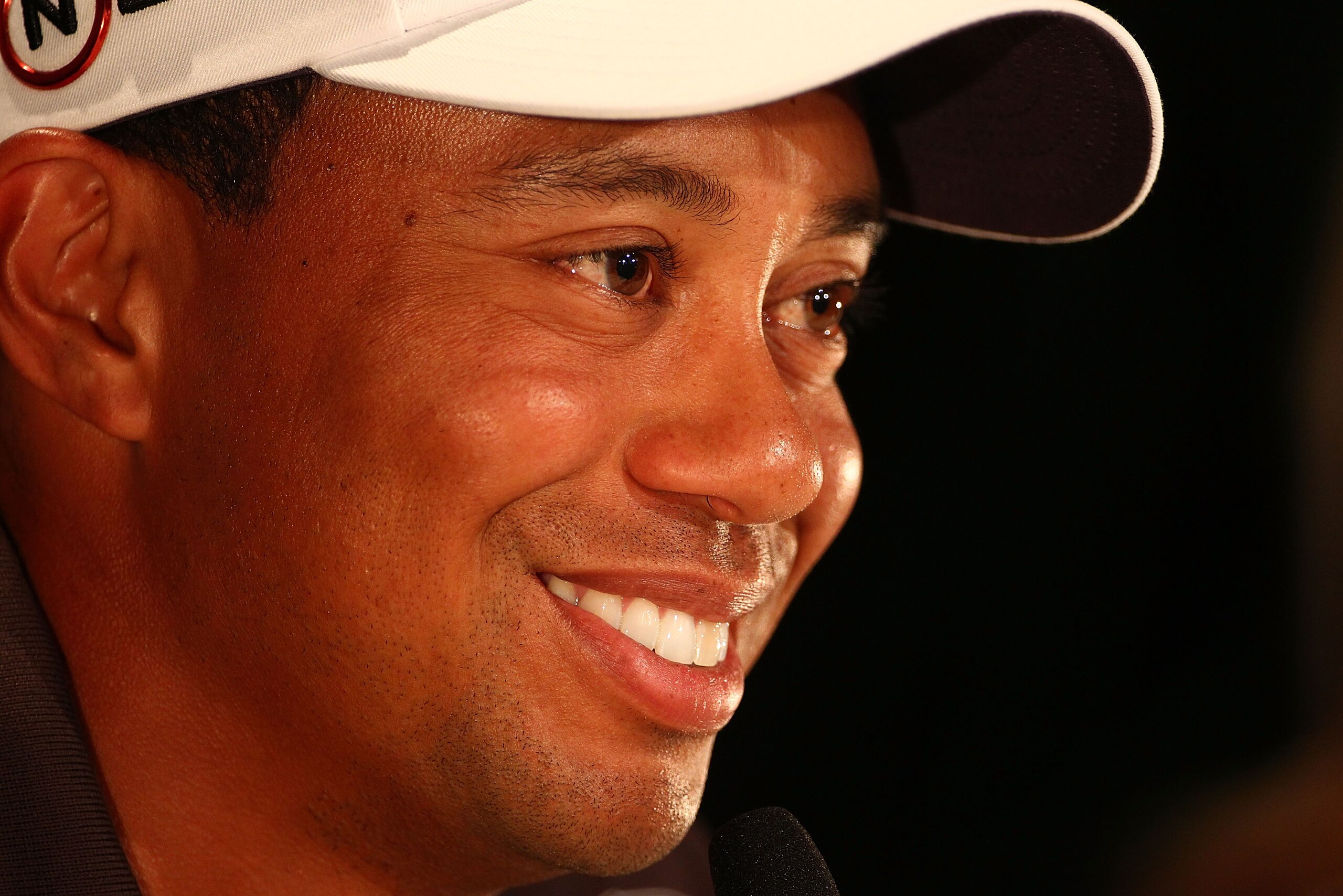MELBOURNE, AUSTRALIA - NOVEMBER 10: Tiger Woods of the USA during a press conference ahead of the Australian Masters at The Victoria Golf Club on November 10, 2010 in Melbourne, Australia. (Photo by Robert Cianflone/Getty Images) MELBOURNE, AUSTRALIA - NOVEMBER 10: Tiger Woods of the USA during a press conference ahead of the Australian Masters at The Victoria Golf Club on November 10, 2010 in Melbourne, Australia. (Photo by Robert Cianflone/Getty Images)