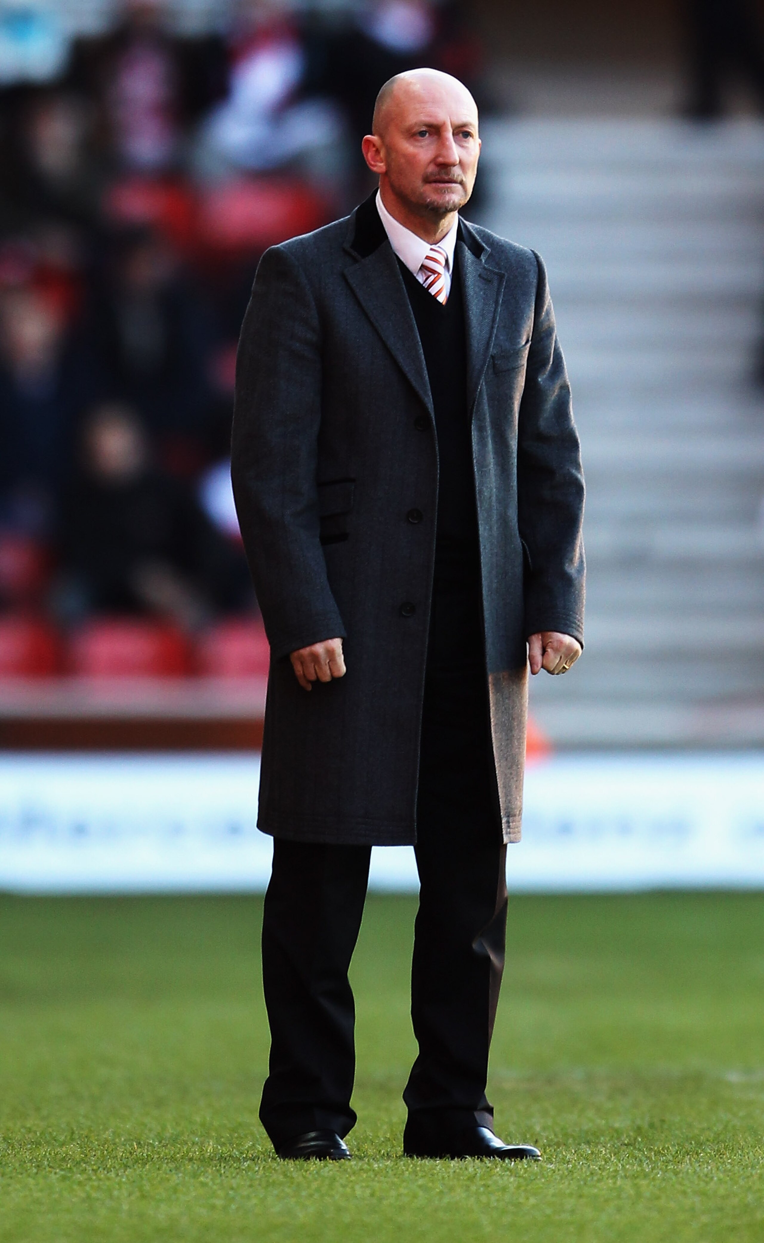 SOUTHAMPTON, ENGLAND - JANUARY 08:  Blackpool Manager Ian Holloway looks on during the FA Cup Sponsored by E.on 3rd Round match between Southampton and Blackpool at St Mary's Stadium on January 8, 2011 in Southampton, England.  (Photo by Bryn Lennon/Getty