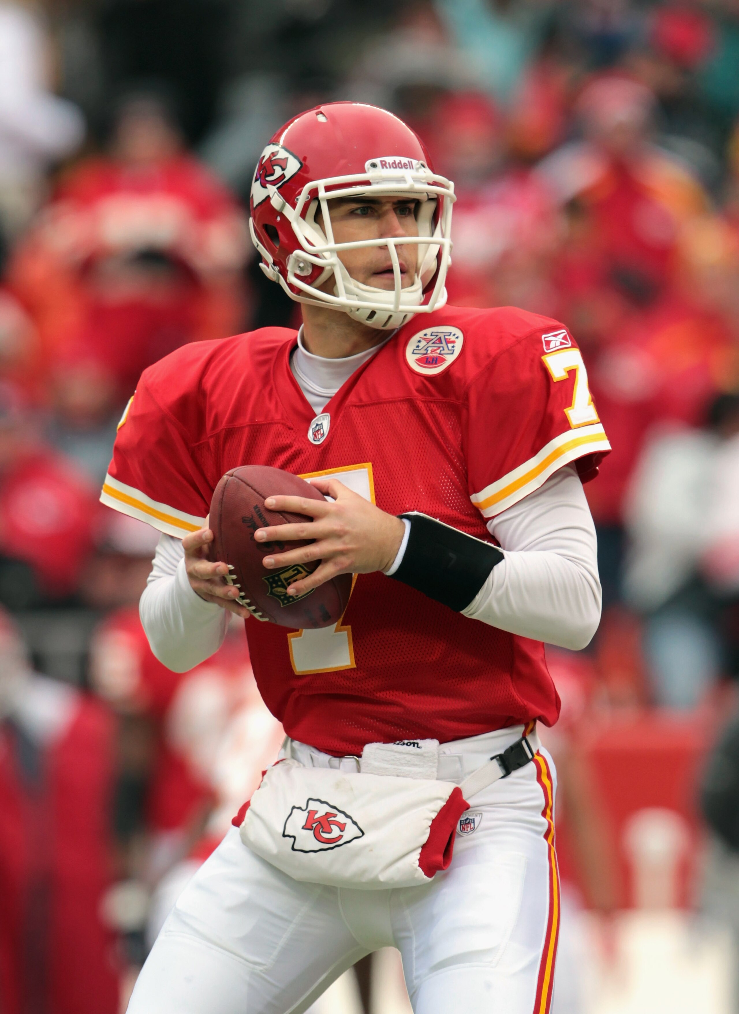 KANSAS CITY, MO - DECEMBER 26:  Quarterback Matt Cassel #7 of the Kansas City Chiefs in action during the game against the Tennessee Titans on December 26, 2010 at Arrowhead Stadium in Kansas City, Missouri.  (Photo by Jamie Squire/Getty Images)