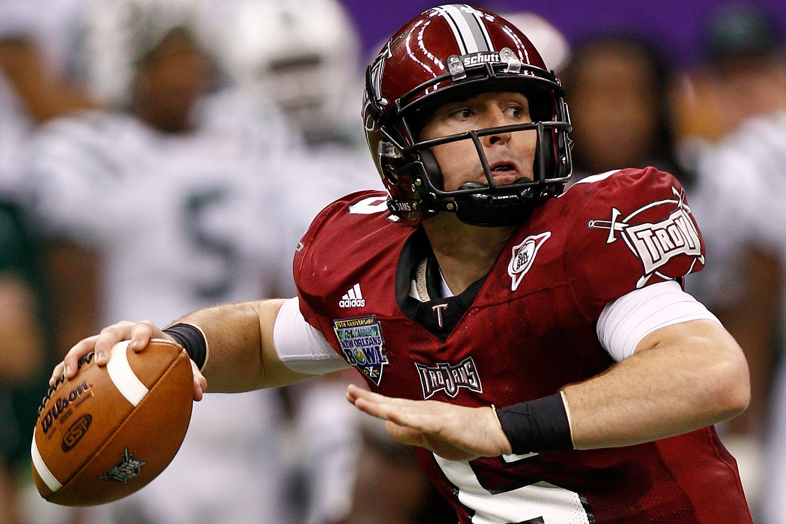 NEW ORLEANS, LA - DECEMBER 18:  Quarterback Corey Robinson #6 of the Troy University Trojans throws a pass during the game against the Ohio University Bobcats during the R&L Carriers New Orleans Bowl at the Louisiana Superdome on December 18, 2010 in New