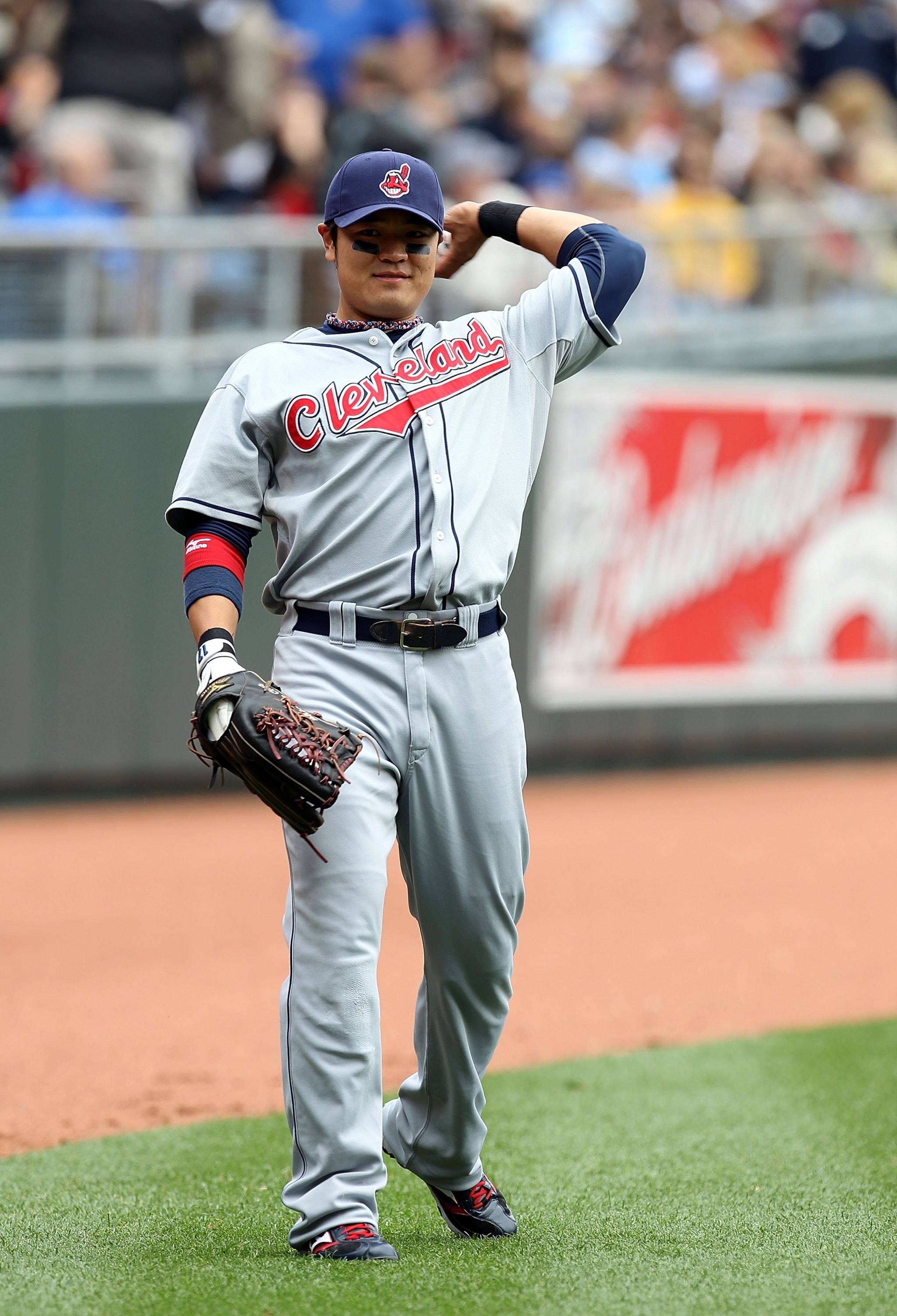 KANSAS CITY, MO - MAY 13:  Shin-Soo Choo #17 of the Cleveland Indians warms up prior to the game against the Kansas City Royals on May 13, 2010 at Kauffman Stadium in Kansas City, Missouri.  (Photo by Jamie Squire/Getty Images)