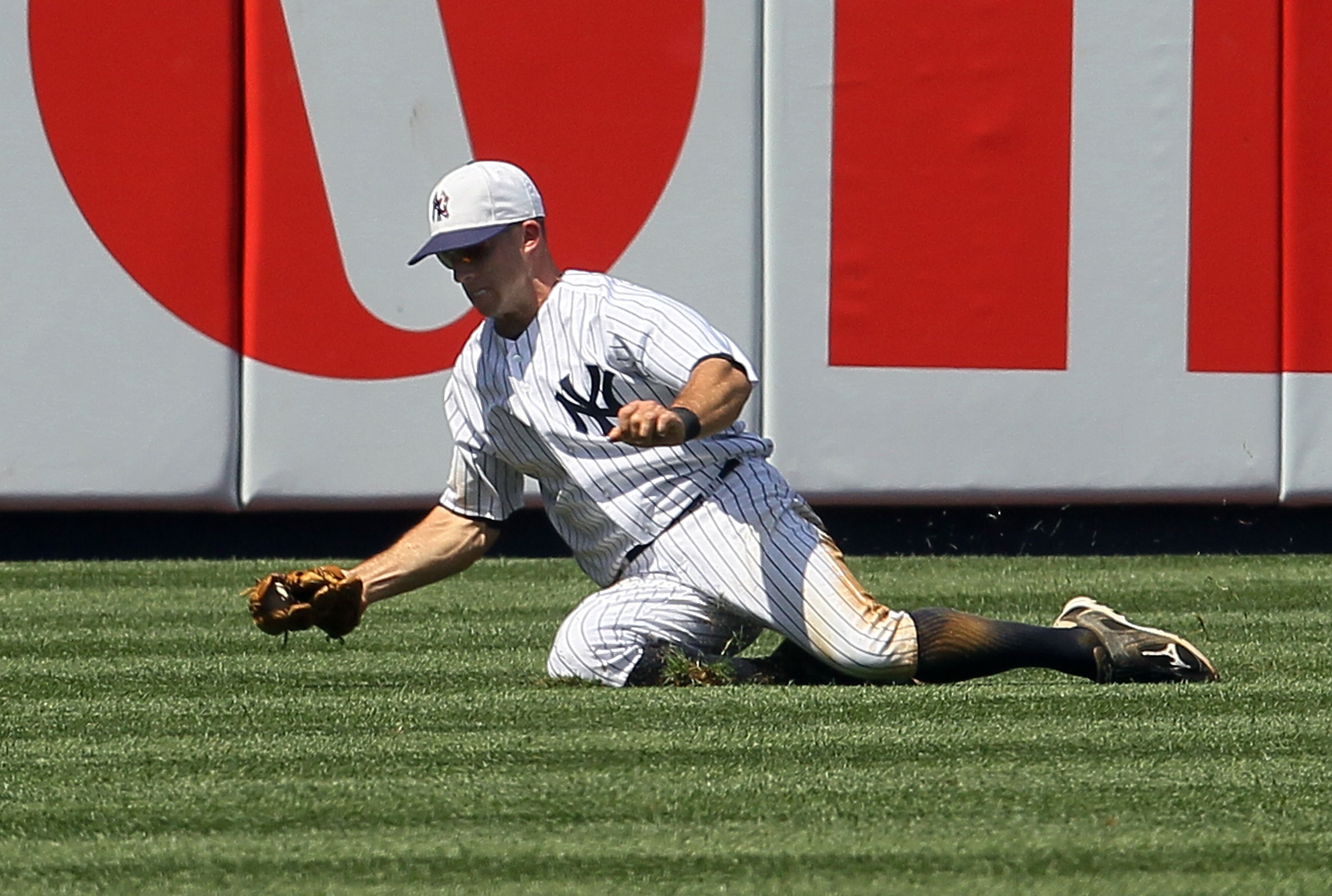 NEW YORK - JULY 04: Brett Gardner #11 of the New York Yankees in action against the Toronto Blue Jays on July 4, 2010 at Yankee Stadium in the Bronx borough of New York City. The Yankees defeated the Jays 7-6 in ten innings. (Photo by Jim McIsaac/Getty NEW YORK - JULY 04: Brett Gardner #11 of the New York Yankees in action against the Toronto Blue Jays on July 4, 2010 at Yankee Stadium in the Bronx borough of New York City. The Yankees defeated the Jays 7-6 in ten innings. (Photo by Jim McIsaac/Getty