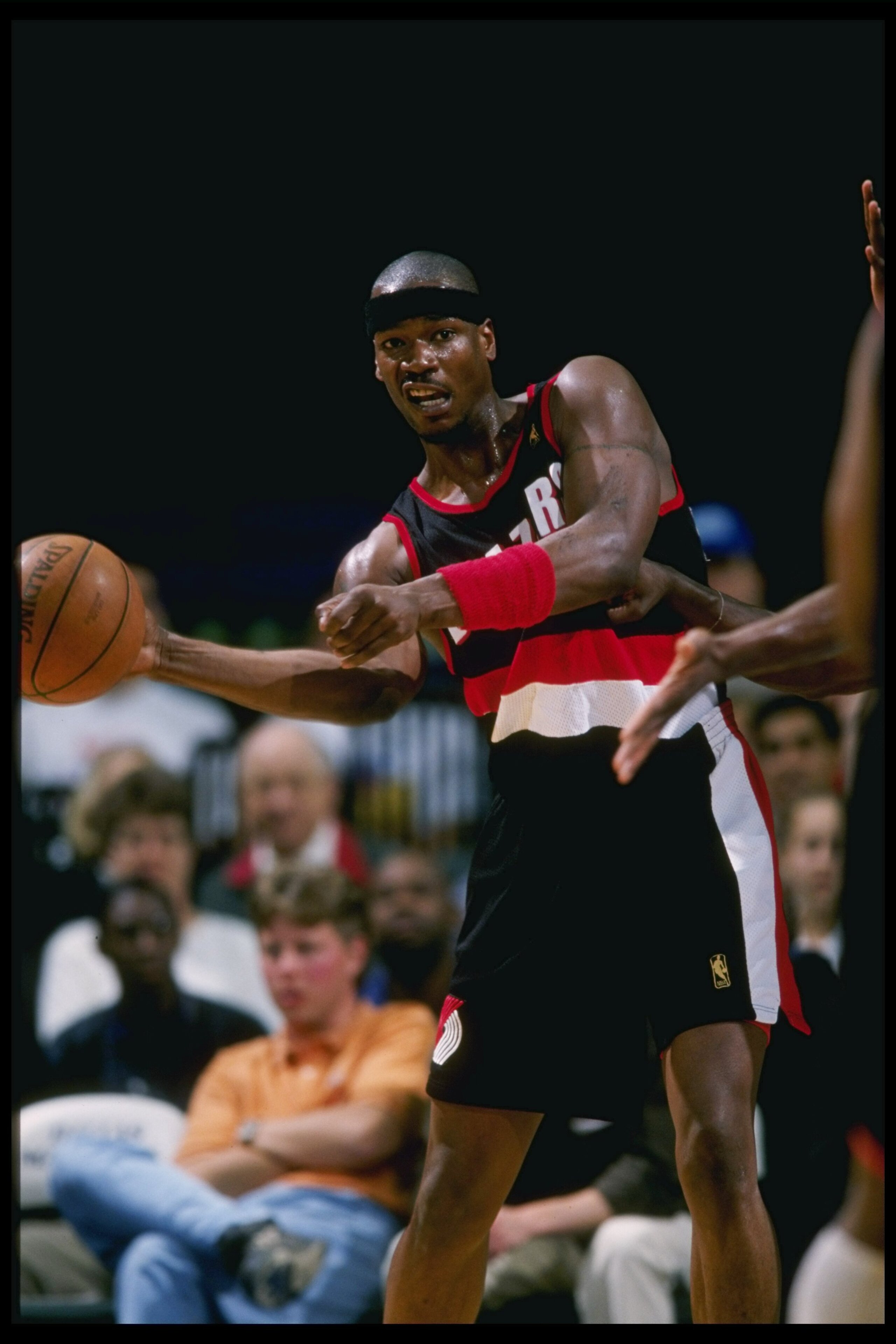8 Apr 1997: Clifford Robinson of the Portland Trailblazers throws the ball during their 87-82 loss to the Dallas Mavericks at Reunion Arena in Dallas, Texas. Mandatory Credit: Stephen Dunn /Allsport 8 Apr 1997: Clifford Robinson of the Portland Trailblazers throws the ball during their 87-82 loss to the Dallas Mavericks at Reunion Arena in Dallas, Texas. Mandatory Credit: Stephen Dunn /Allsport