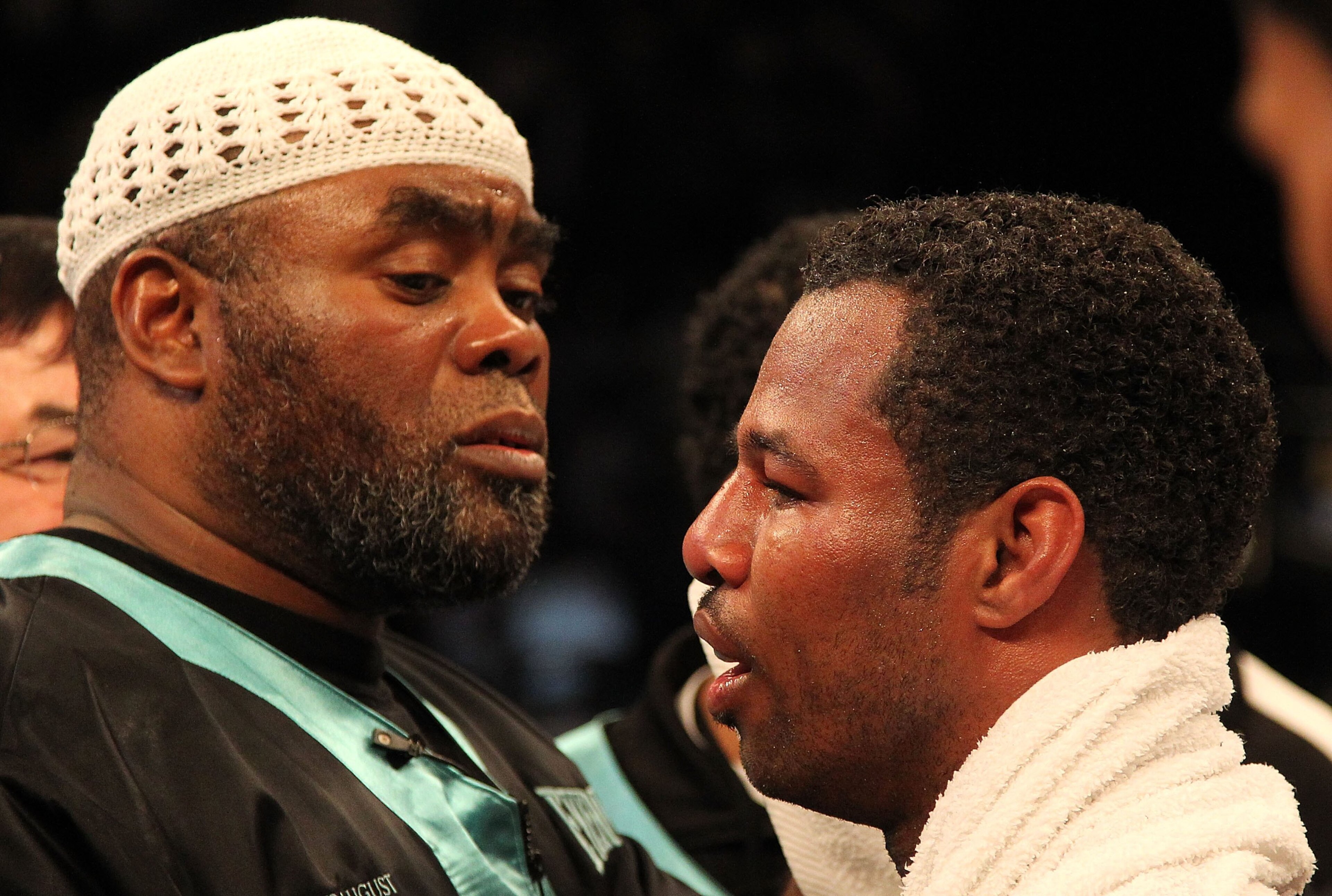 LAS VEGAS - MAY 01: Shane Mosley speaks with his trainer Naazim Richardson after his fight against Floyd Mayweather Jr. at a welterweight fight at the MGM Grand Garden Arena on May 1, 2010 in Las Vegas, Nevada. (Photo by Jed Jacobsohn/Getty Images) LAS VEGAS - MAY 01: Shane Mosley speaks with his trainer Naazim Richardson after his fight against Floyd Mayweather Jr. at a welterweight fight at the MGM Grand Garden Arena on May 1, 2010 in Las Vegas, Nevada. (Photo by Jed Jacobsohn/Getty Images)